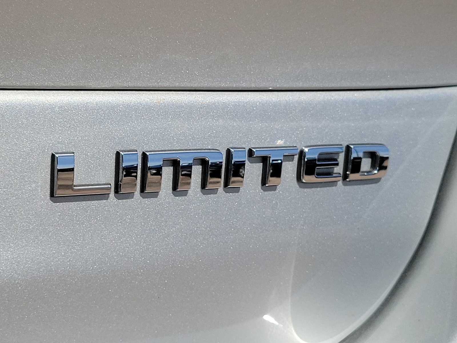 Thumbnail: 2022 Jeep Grand Cherokee - 11