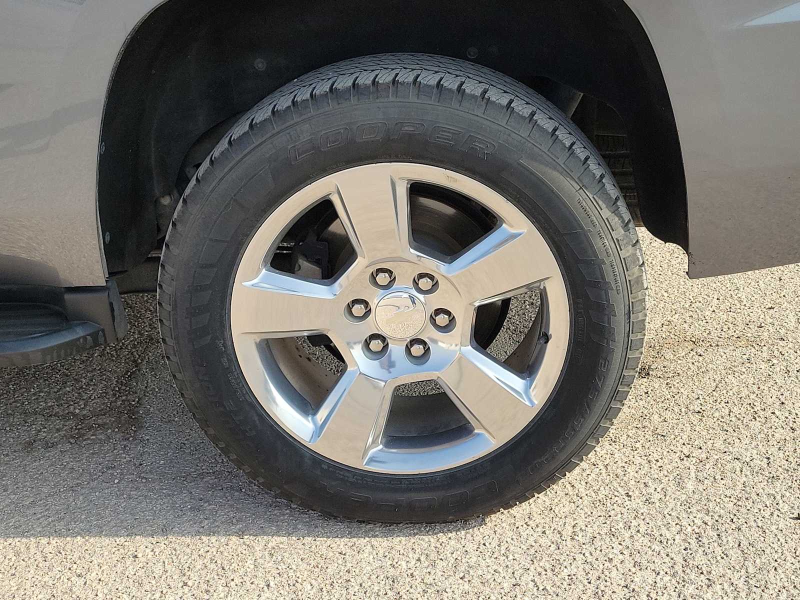 Thumbnail: 2019 Chevrolet Tahoe - 12