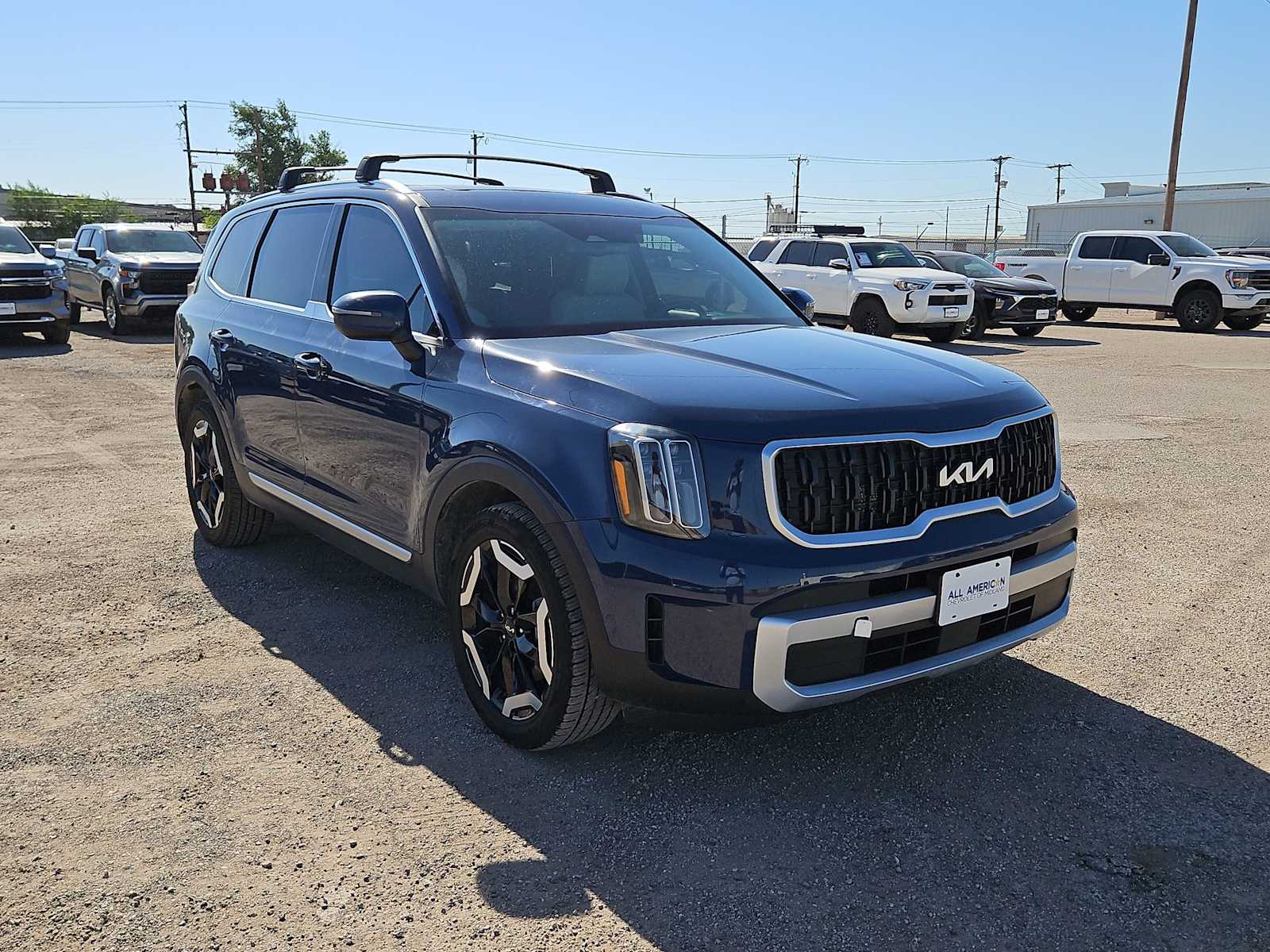 Thumbnail: 2023 Kia Telluride - 2