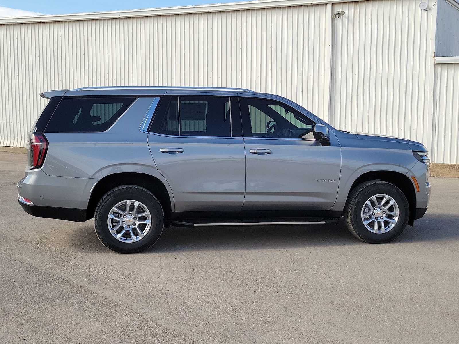 Thumbnail: 2026 Chevrolet Tahoe - 9