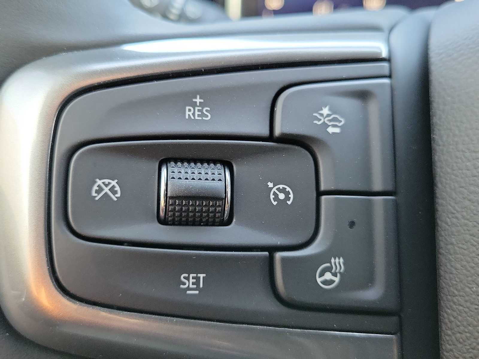 Thumbnail: 2026 Chevrolet Silverado 1500 - 27