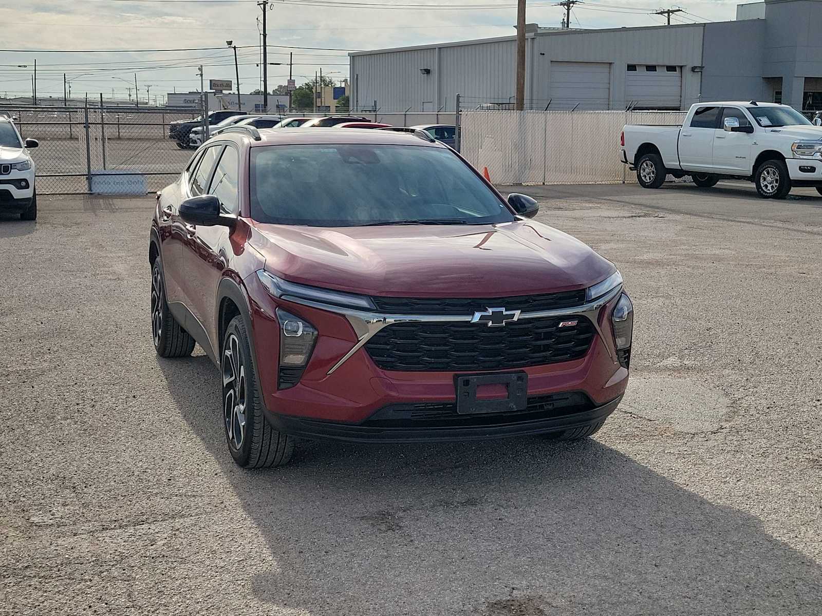 Thumbnail: 2025 Chevrolet Trax - 2