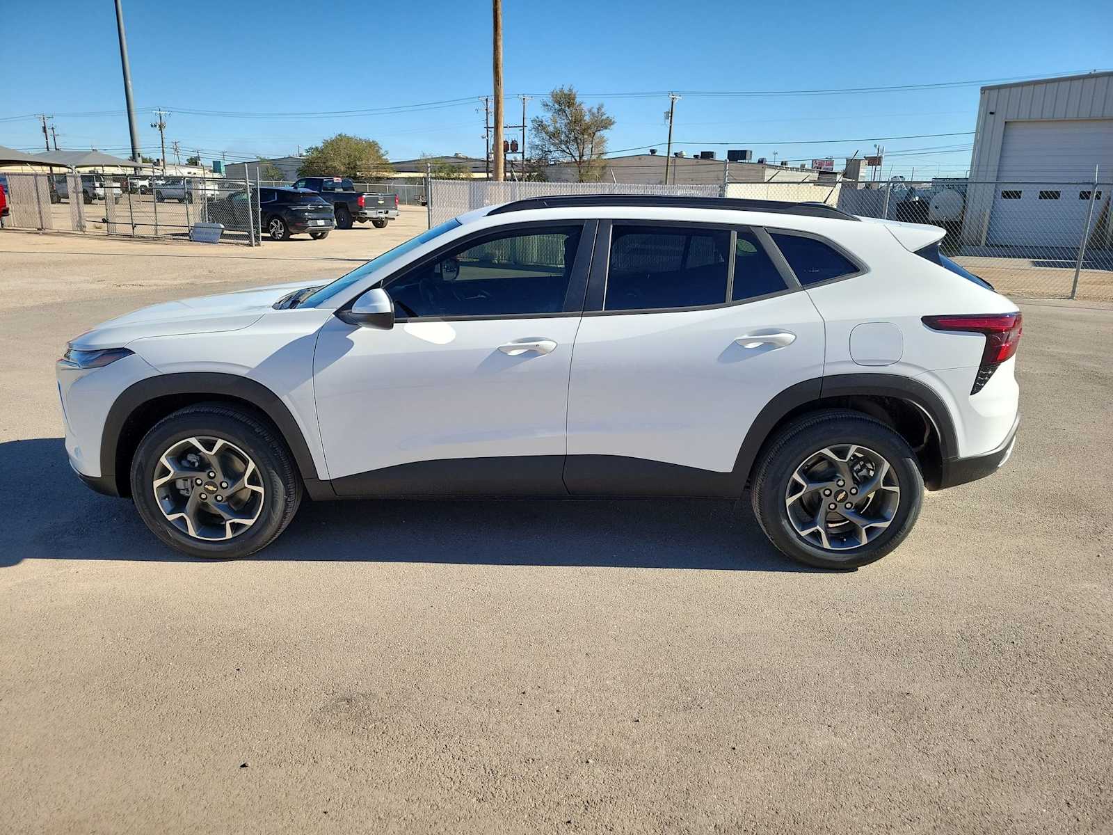 Thumbnail: 2026 Chevrolet Trax - 11