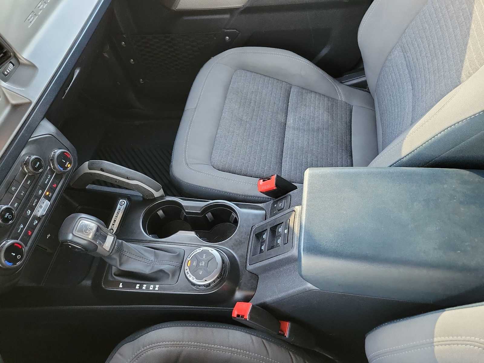 Thumbnail: 2022 Ford Bronco - 20