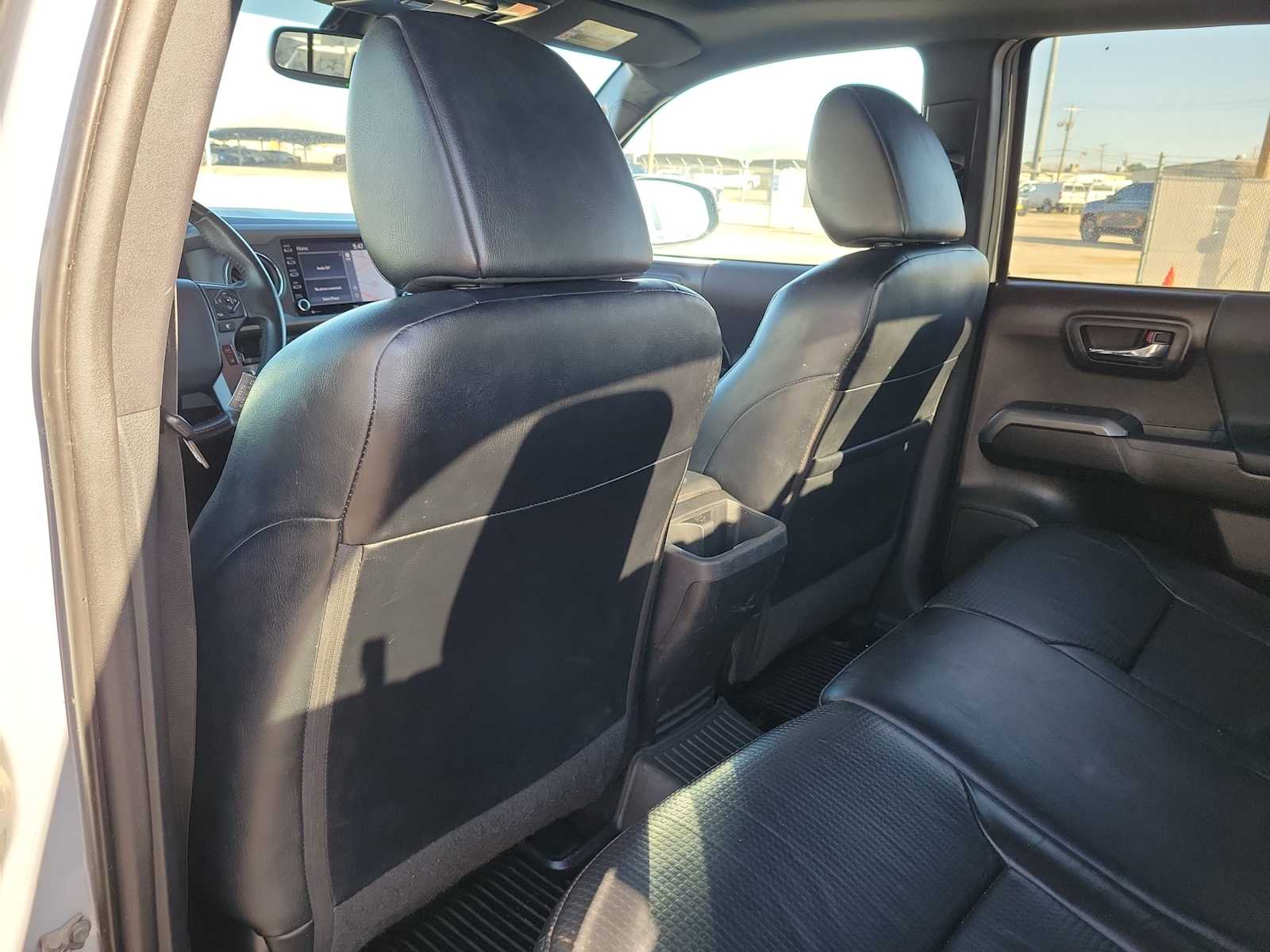 Thumbnail: 2020 Toyota Tacoma - 16