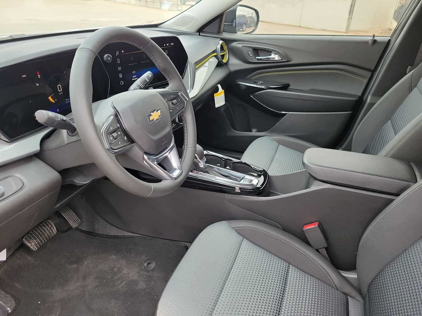 Thumbnail: 2026 Chevrolet Trax - 10