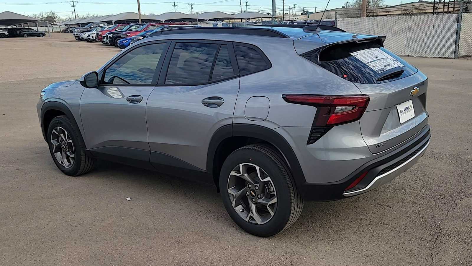 Thumbnail: 2026 Chevrolet Trax - 6