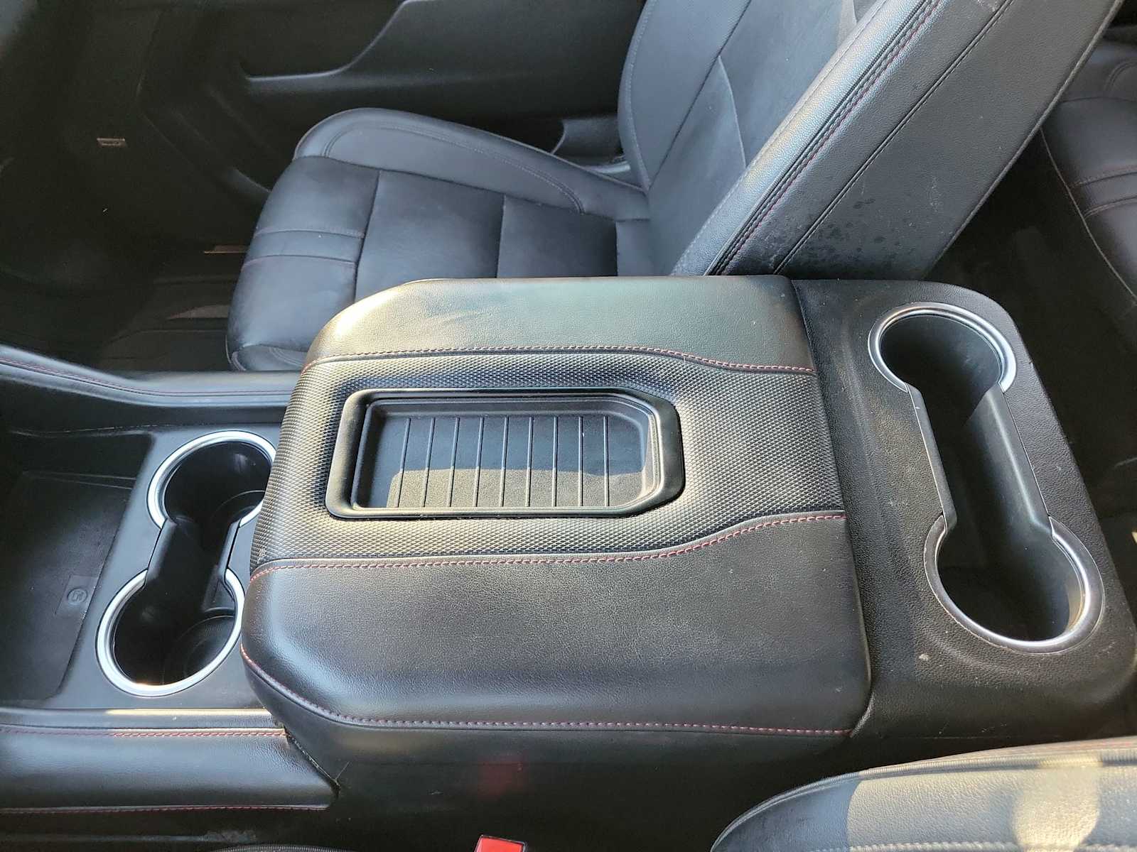 Thumbnail: 2022 Chevrolet Suburban - 24