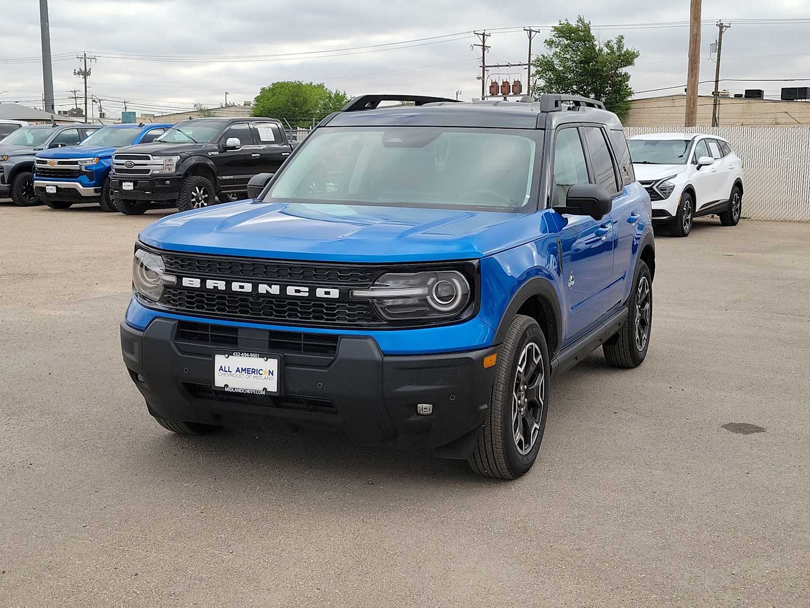 Thumbnail: 2025 Ford Bronco Sport - 4
