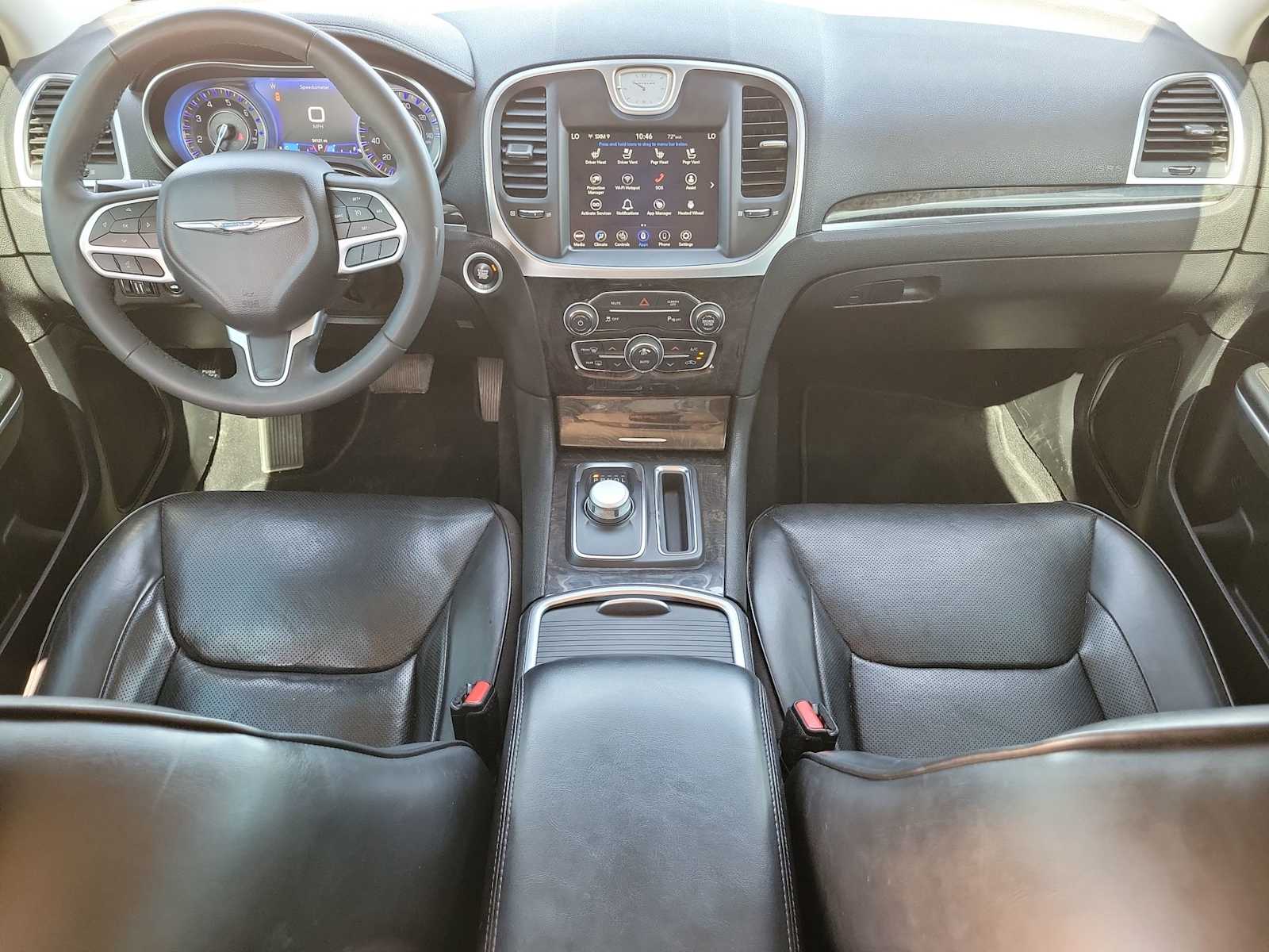 Thumbnail: 2022 Chrysler 300 - 14