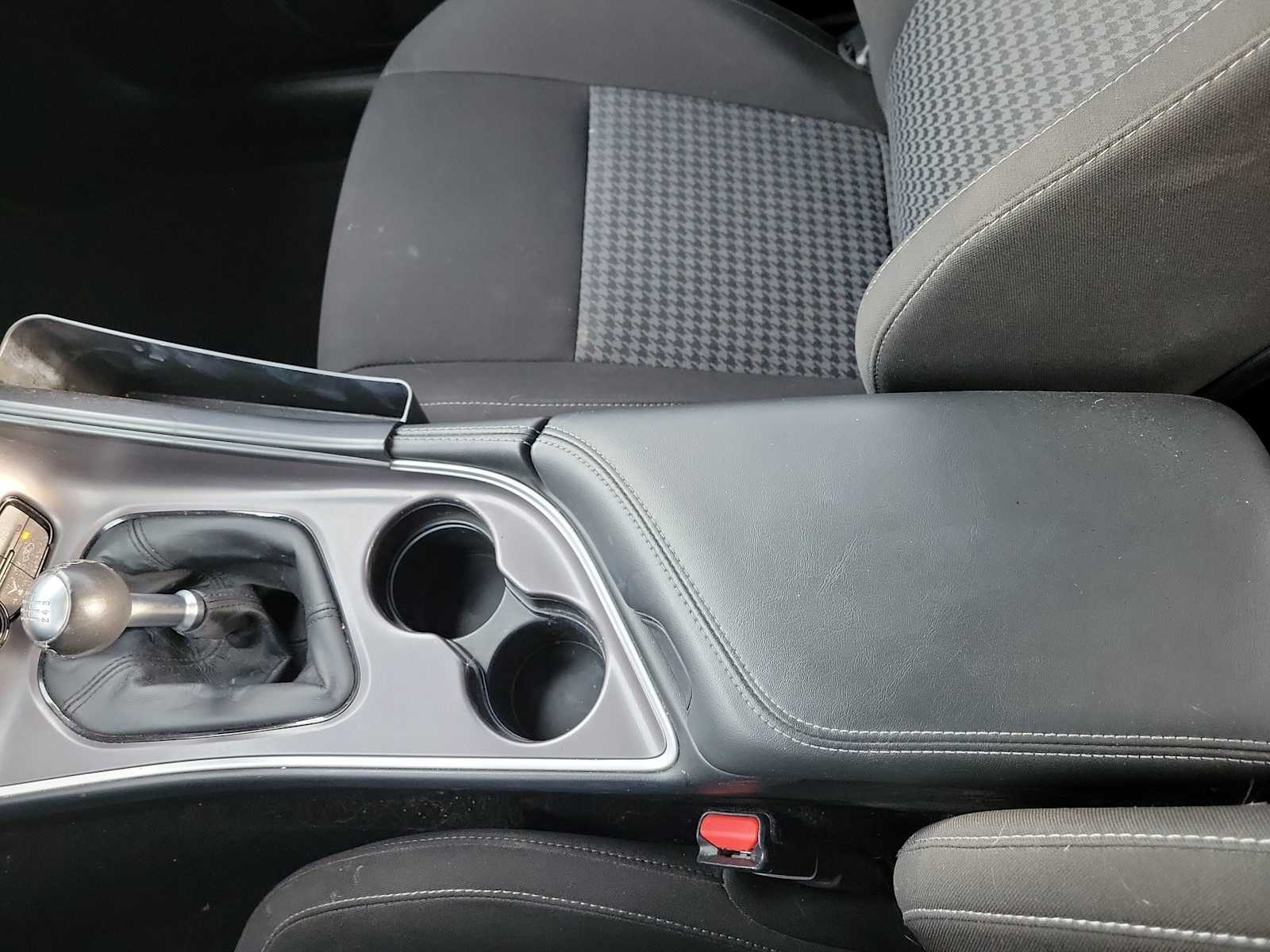 Thumbnail: 2022 Dodge Challenger - 24