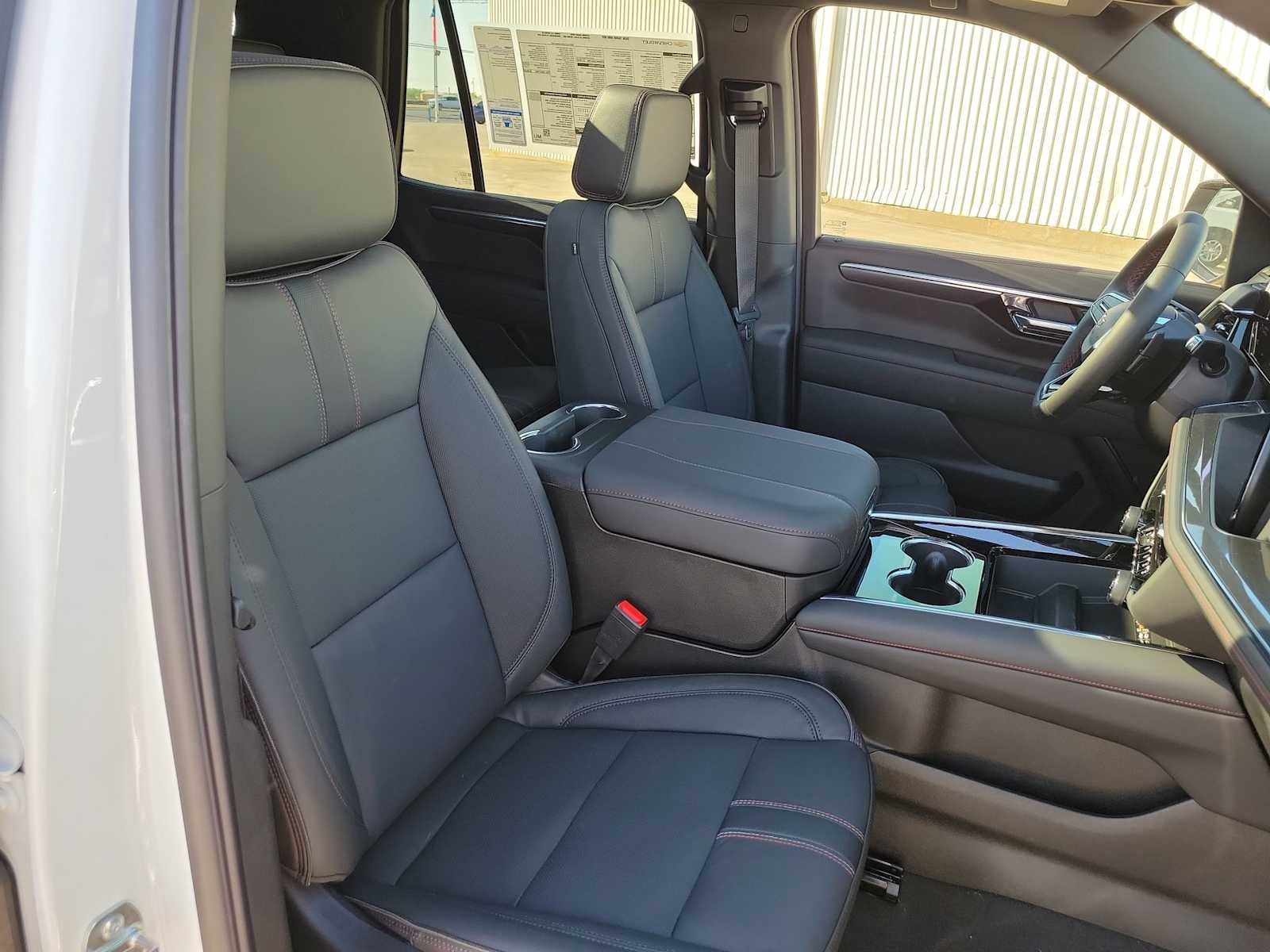 Thumbnail: 2026 Chevrolet Tahoe - 18