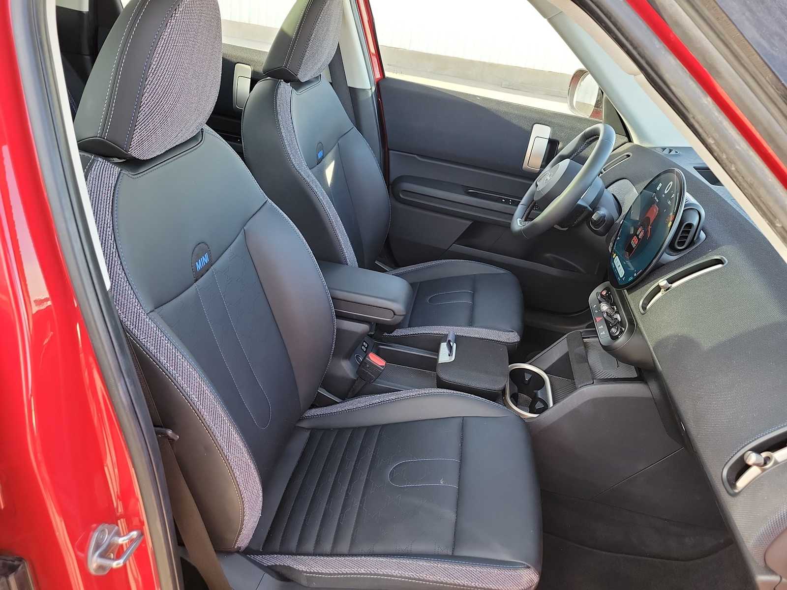 Thumbnail: 2025 MINI Cooper Countryman - 22