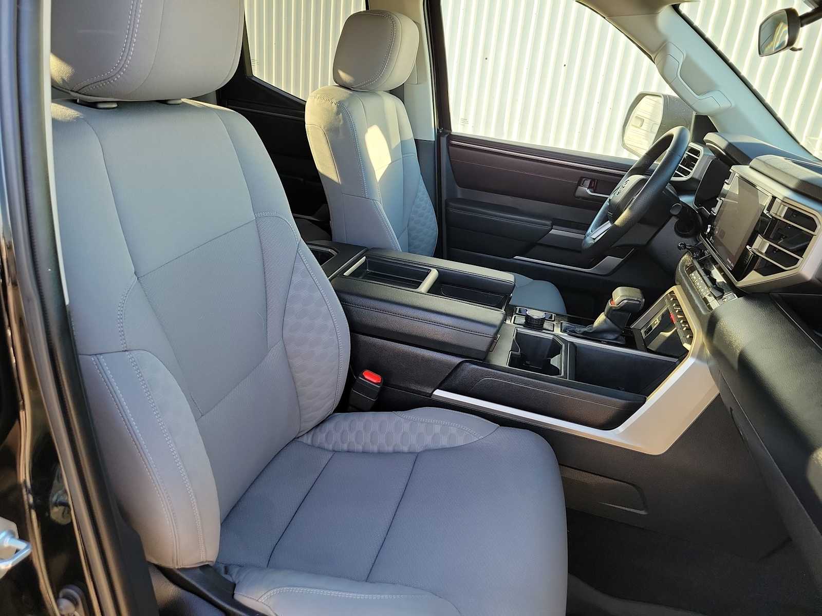 Thumbnail: 2023 Toyota Tundra - 22