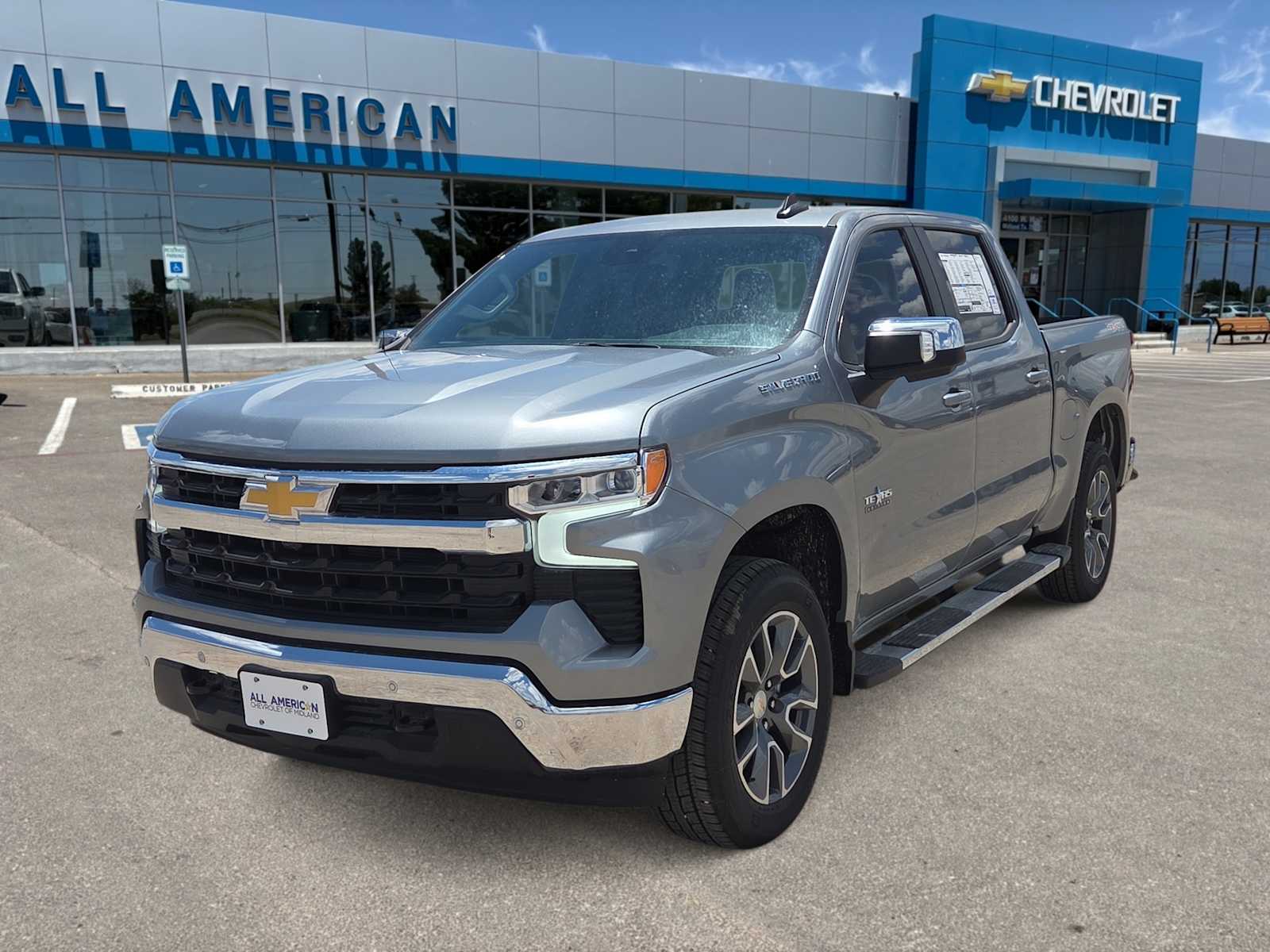 Thumbnail: 2026 Chevrolet Silverado 1500 - 1