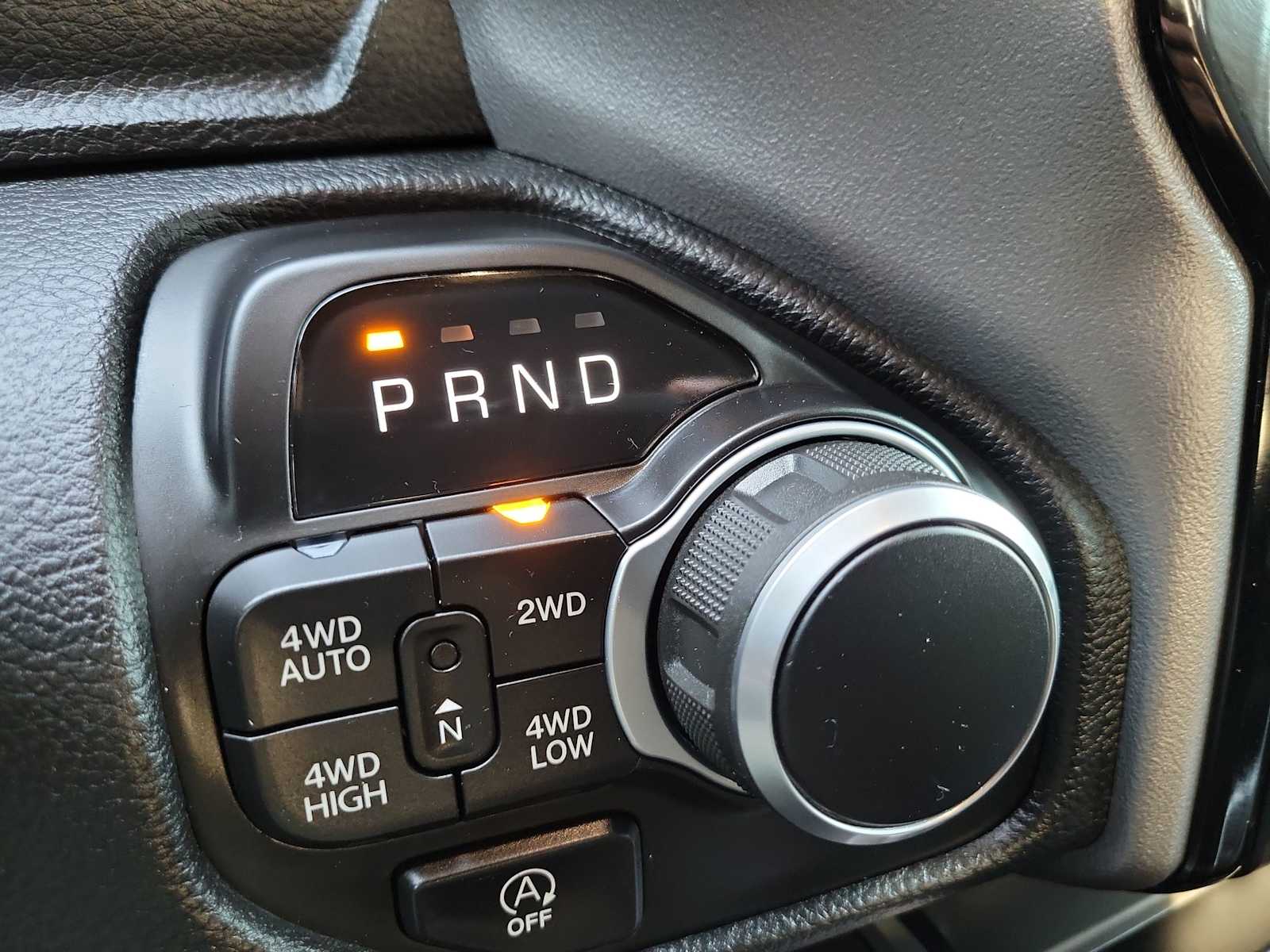 Thumbnail: 2025 RAM 1500 - 25