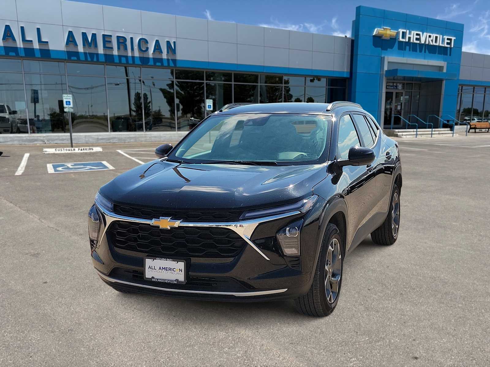 Thumbnail: 2025 Chevrolet Trax - 1