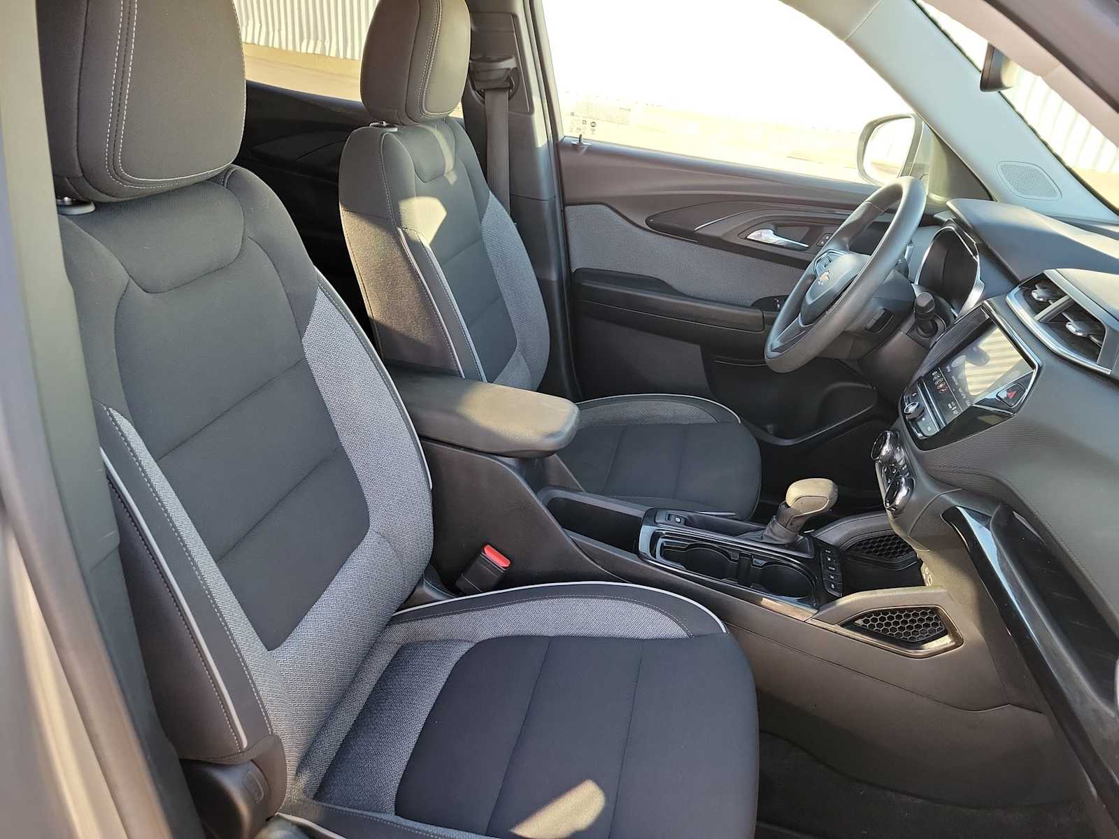 Thumbnail: 2023 Chevrolet TrailBlazer - 17