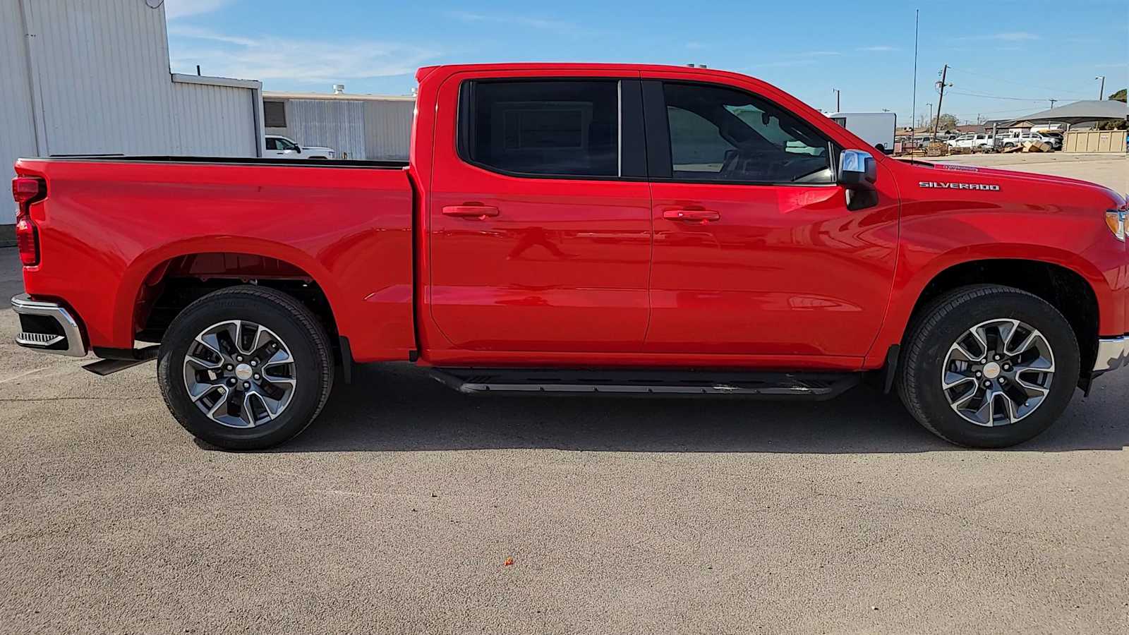 Thumbnail: 2026 Chevrolet Silverado 1500 - 9