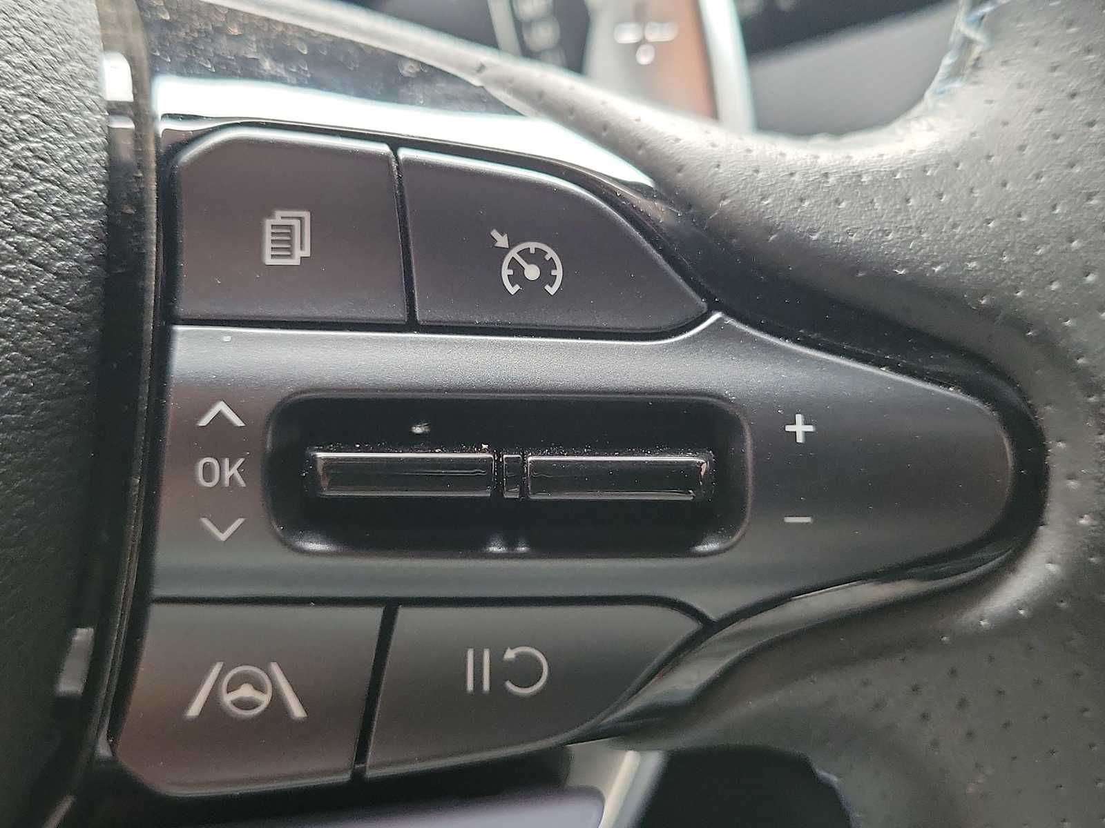 Thumbnail: 2023 Hyundai Kona - 27