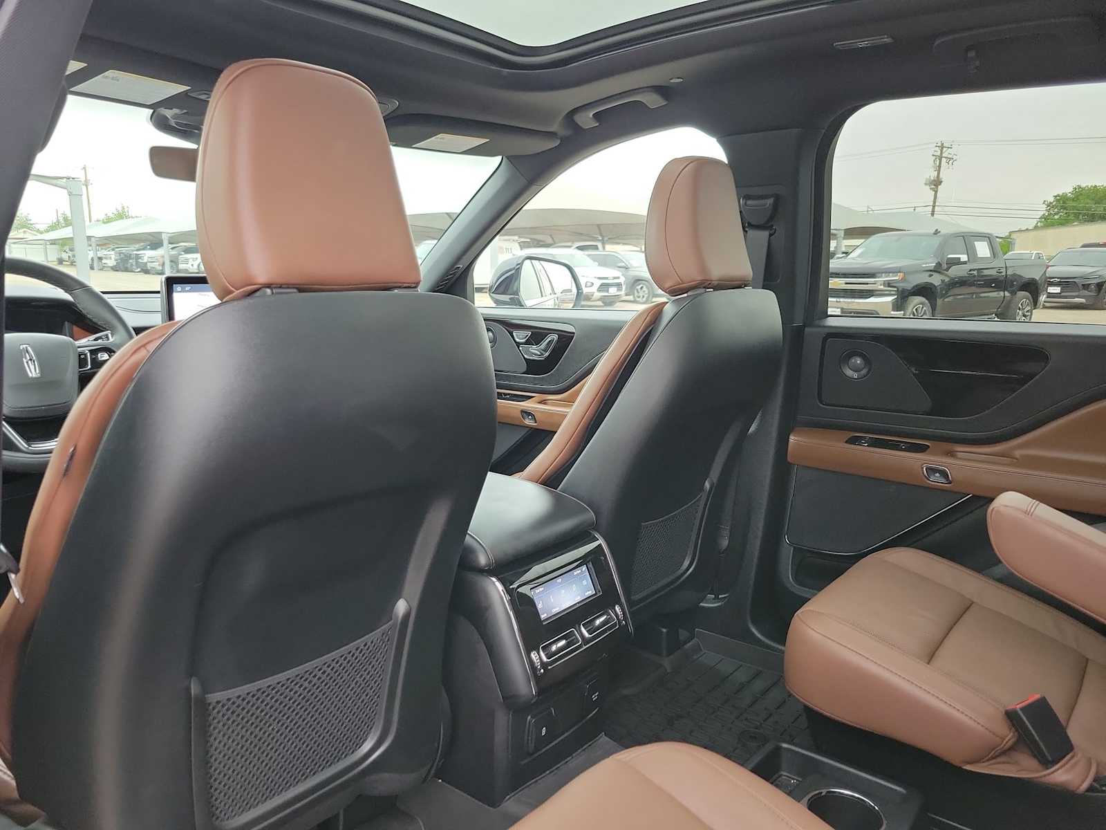 Thumbnail: 2024 Lincoln Aviator - 20