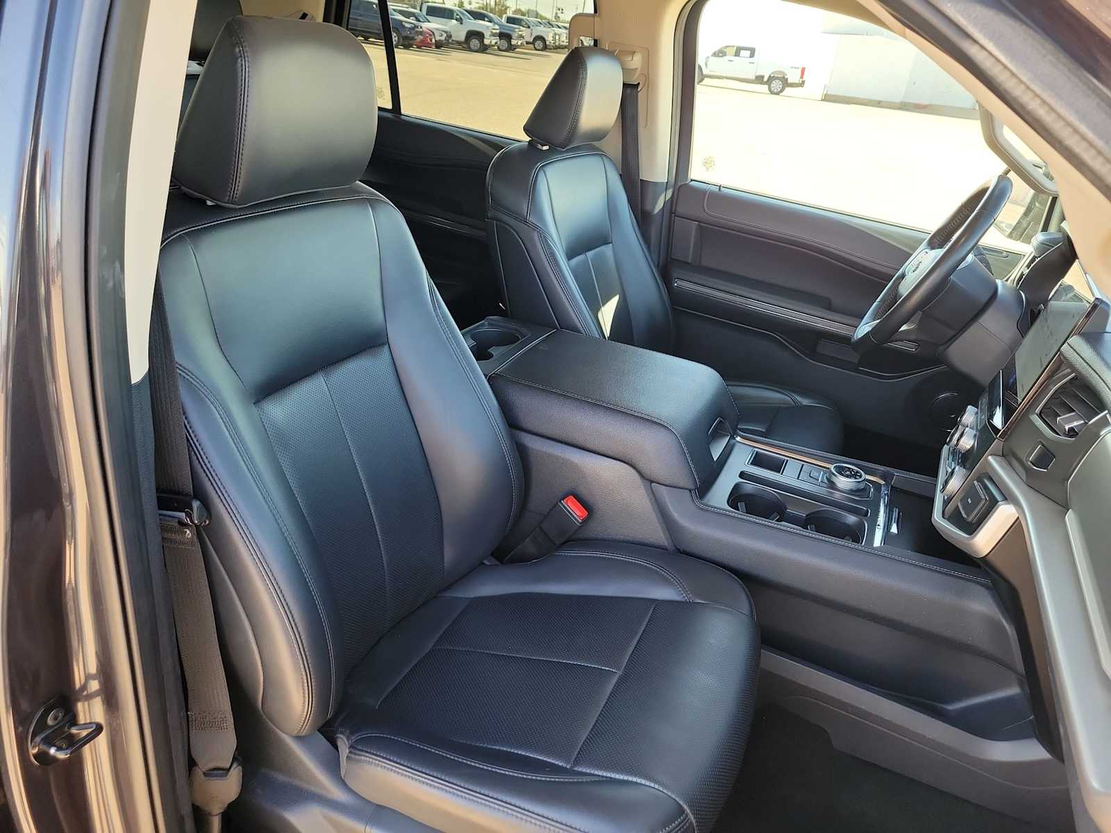 Thumbnail: 2024 Ford Expedition - 18