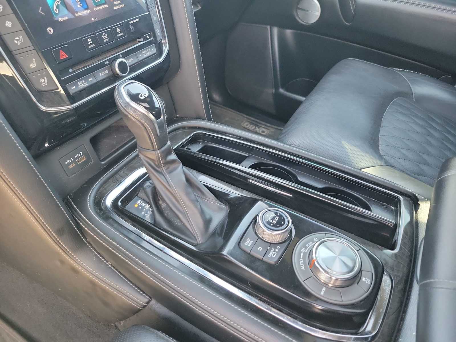 Thumbnail: 2021 INFINITI QX80 - 25