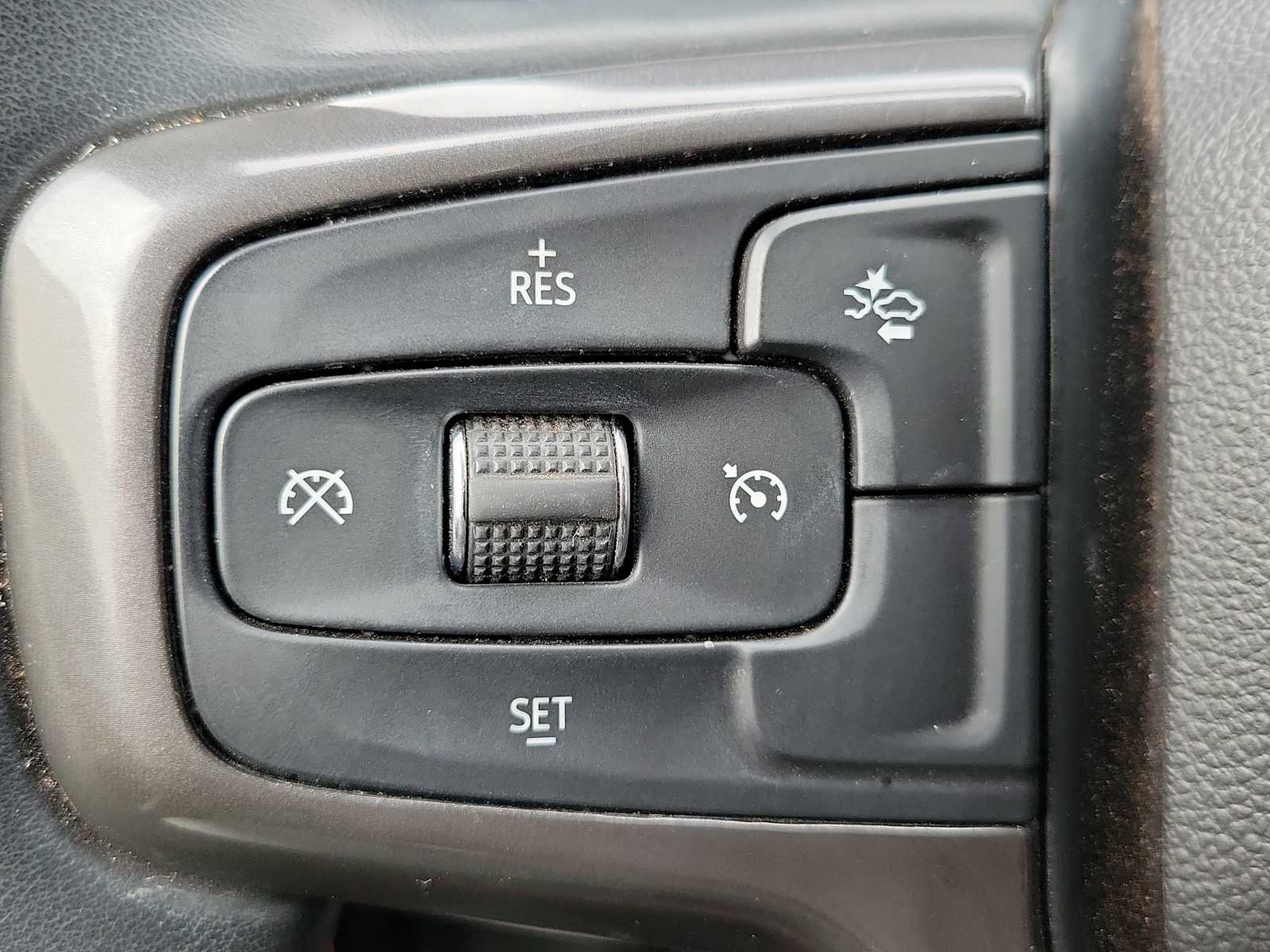 Thumbnail: 2024 Chevrolet Tahoe - 27