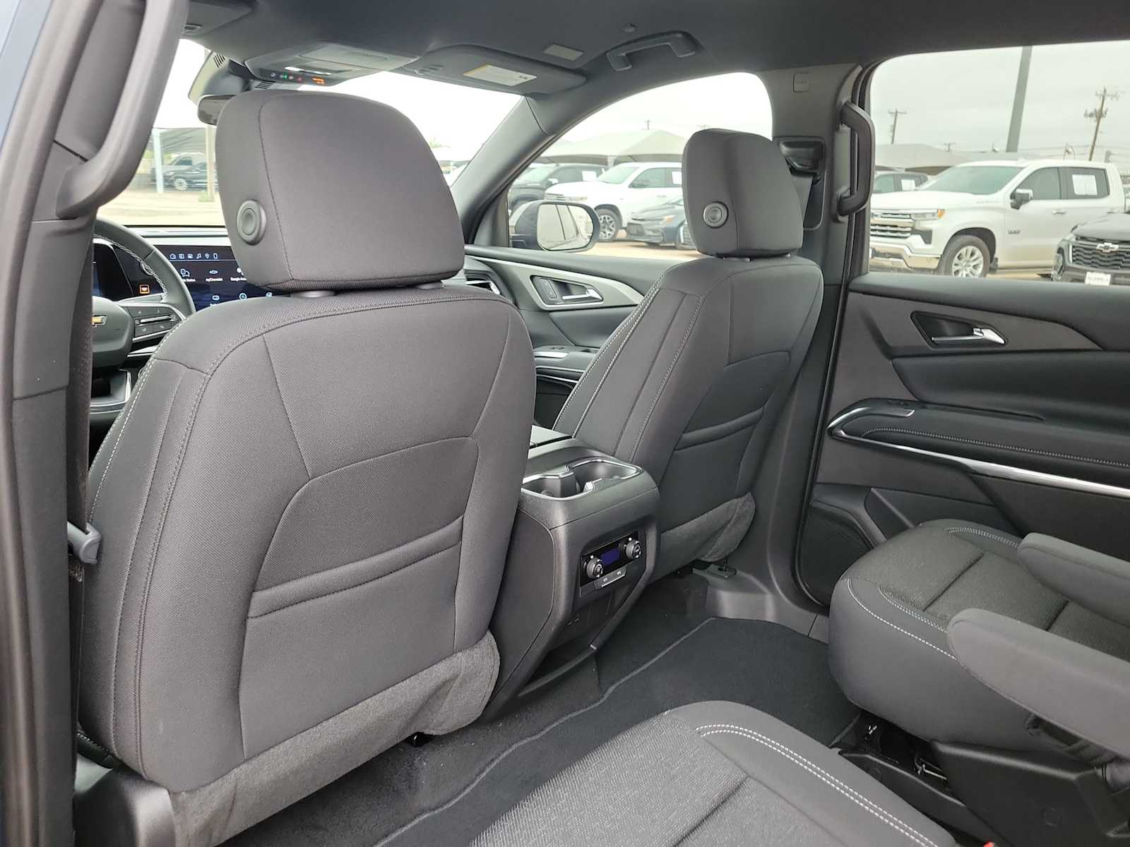 Thumbnail: 2026 Chevrolet Traverse - 16
