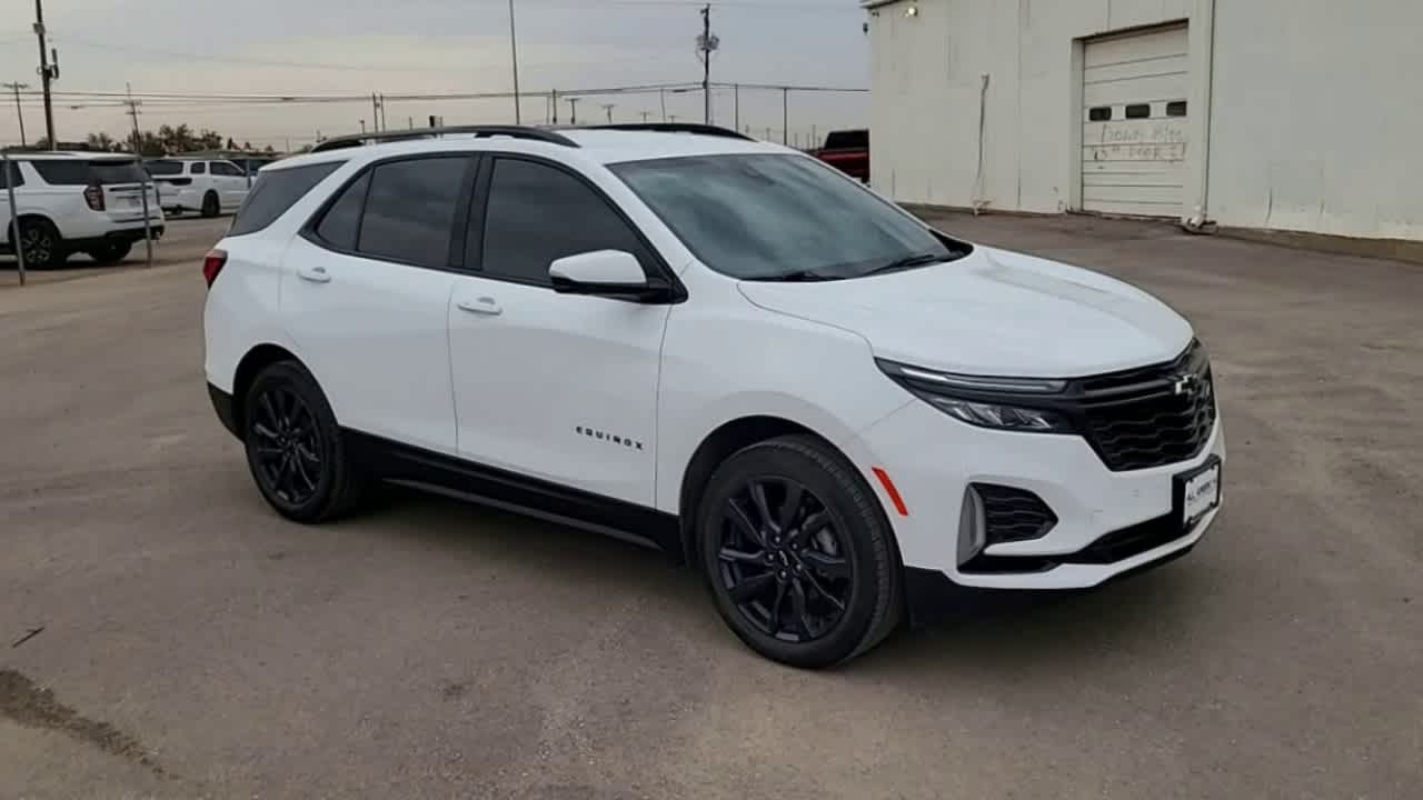 Thumbnail: 2024 Chevrolet Equinox - 2