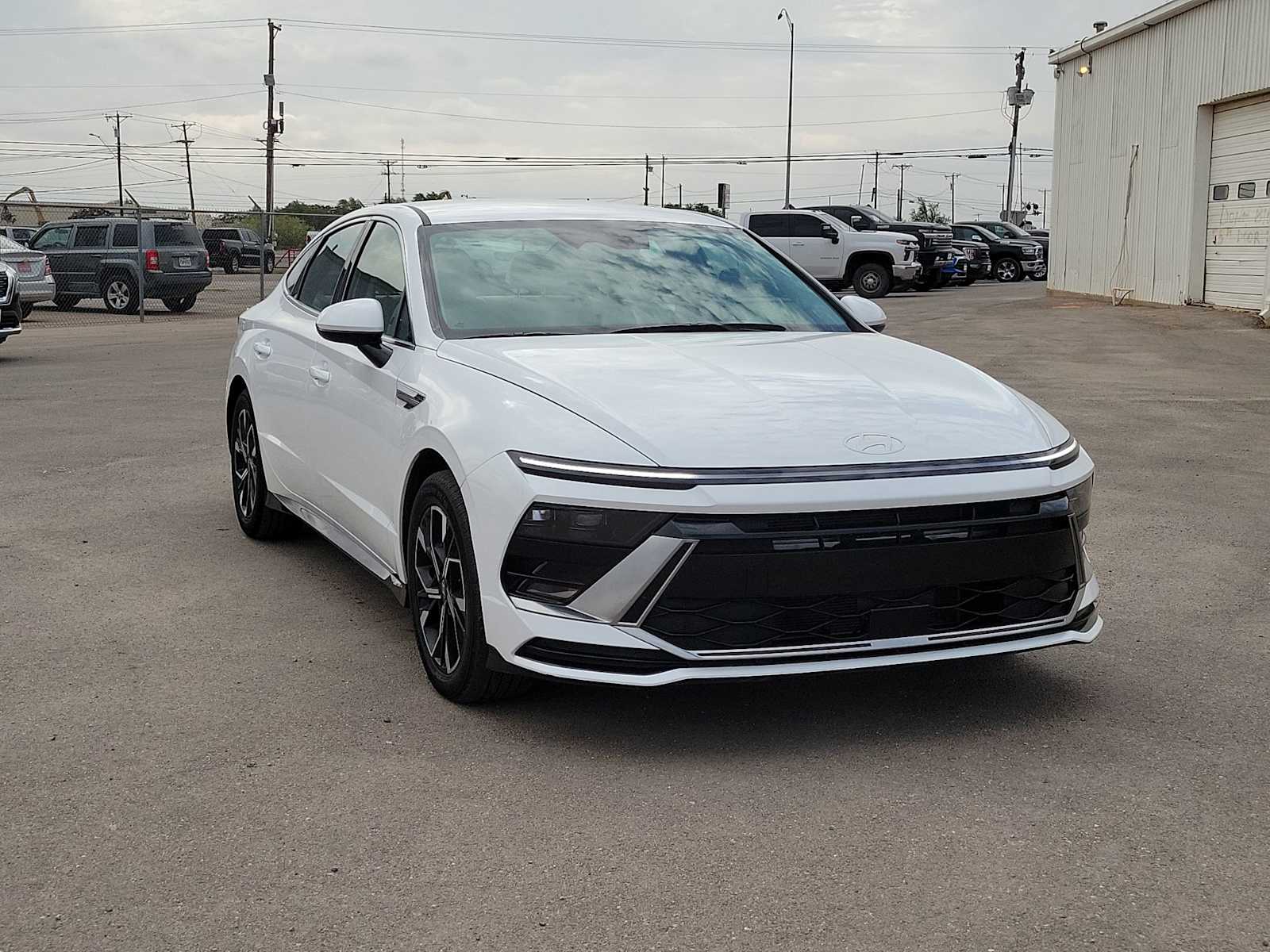 Thumbnail: 2024 Hyundai Sonata - 2