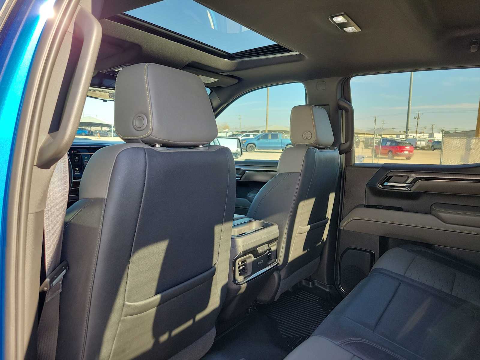 Thumbnail: 2023 Chevrolet Silverado 1500 - 16