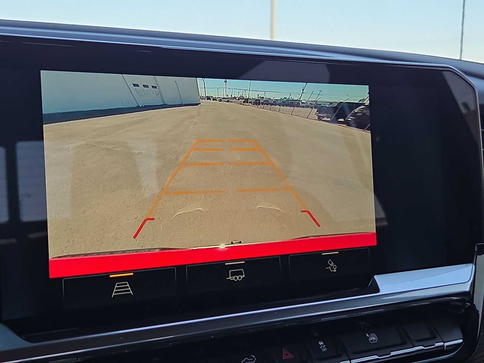 Thumbnail: 2026 Chevrolet Silverado 1500 - 28