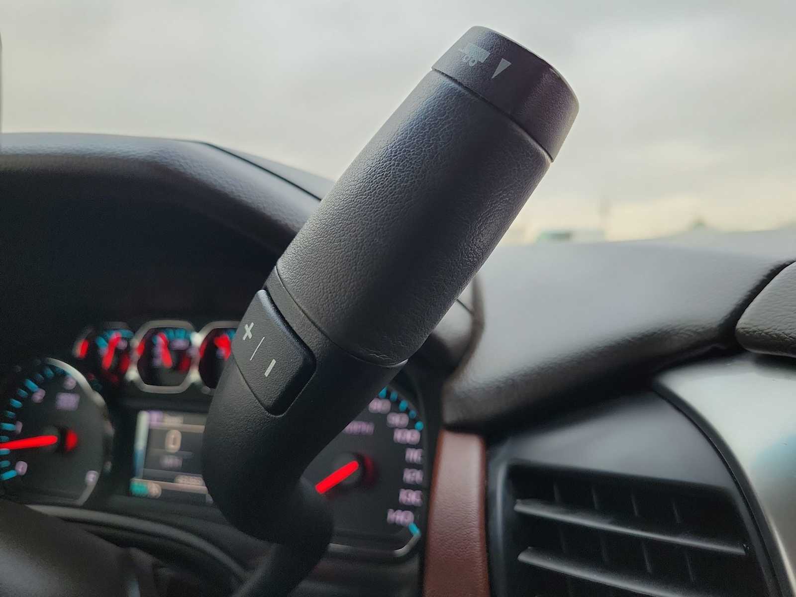 Thumbnail: 2019 Chevrolet Tahoe - 21