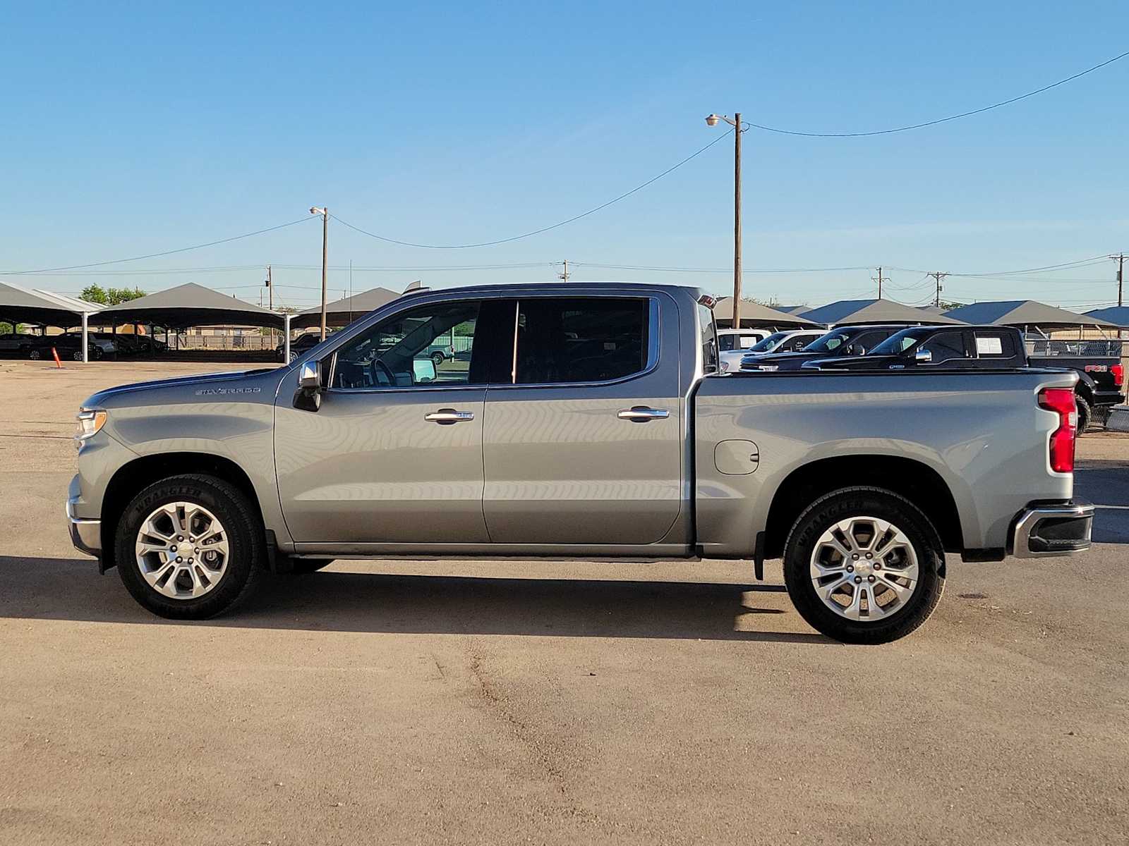 Thumbnail: 2023 Chevrolet Silverado 1500 - 5