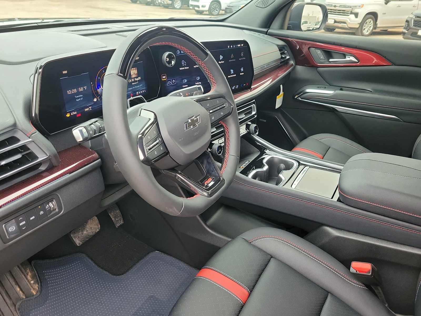 Thumbnail: 2026 Chevrolet Traverse - 10