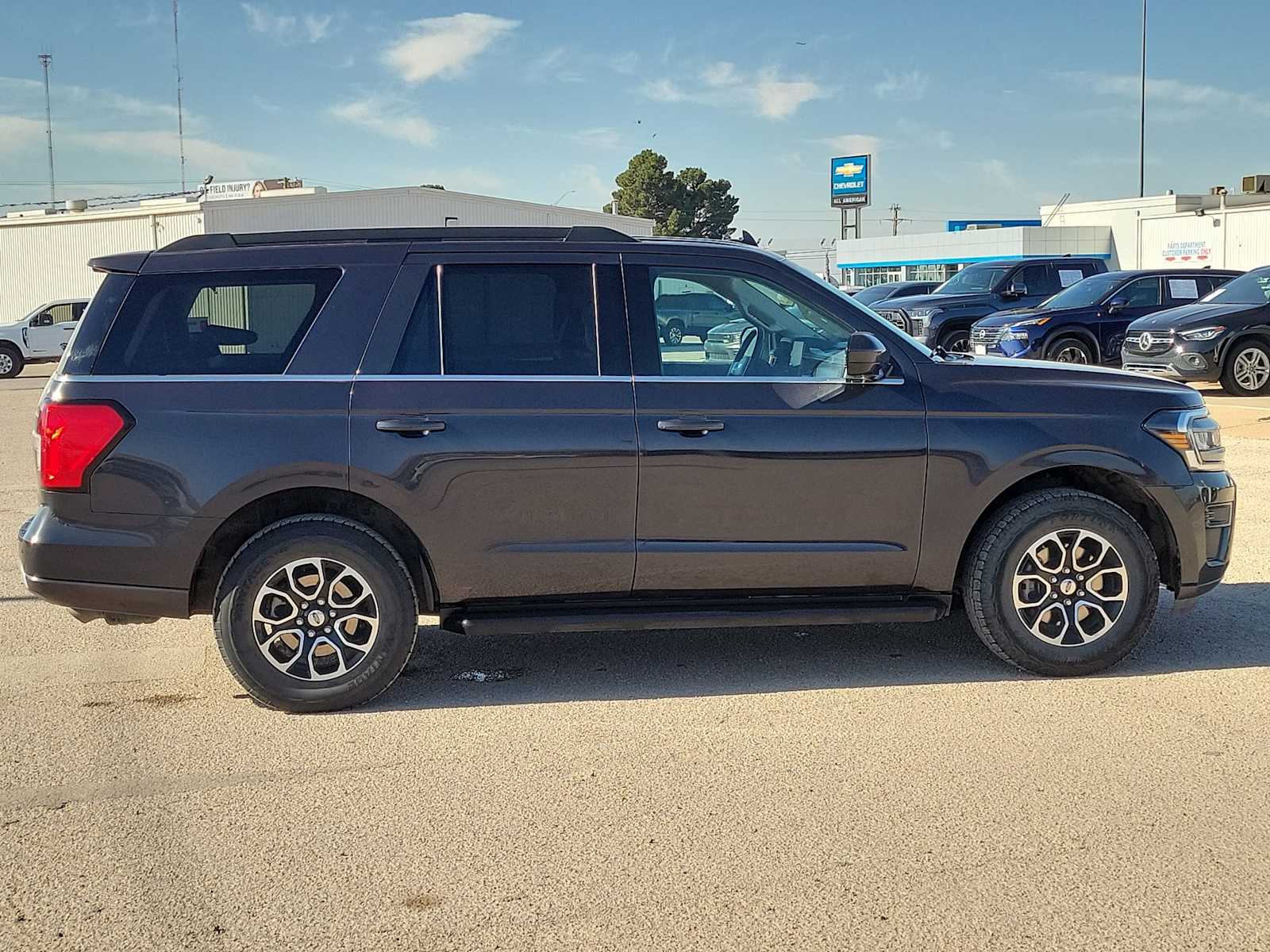 Thumbnail: 2024 Ford Expedition - 9