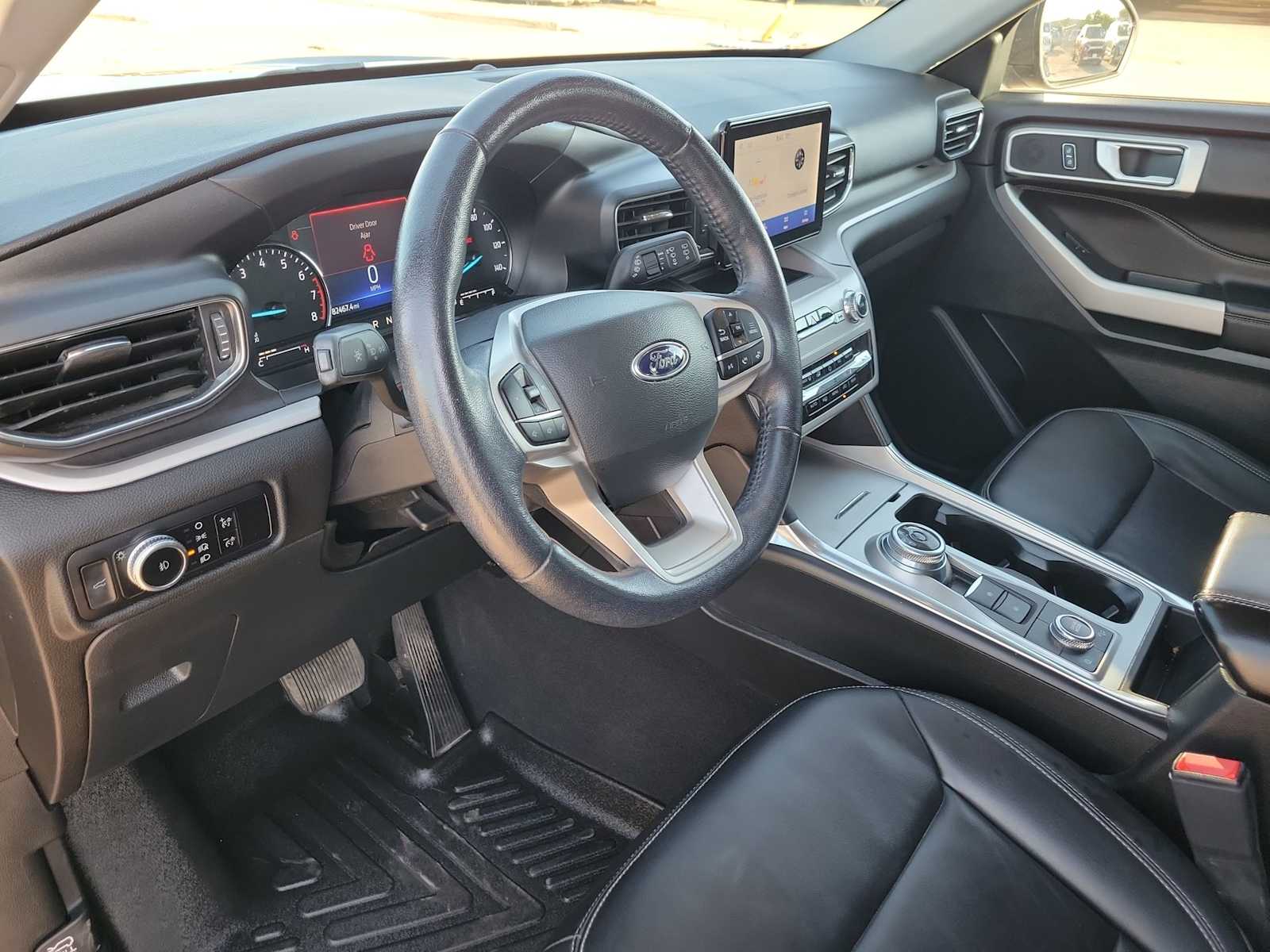 Thumbnail: 2023 Ford Explorer - 10