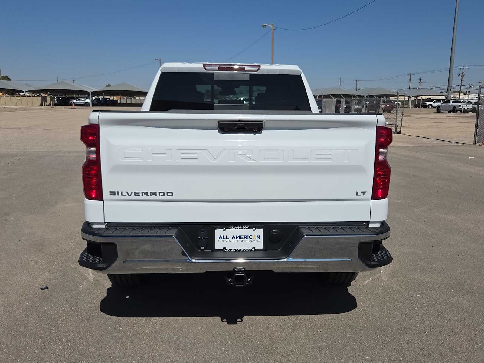 Thumbnail: 2026 Chevrolet Silverado 1500 - 13