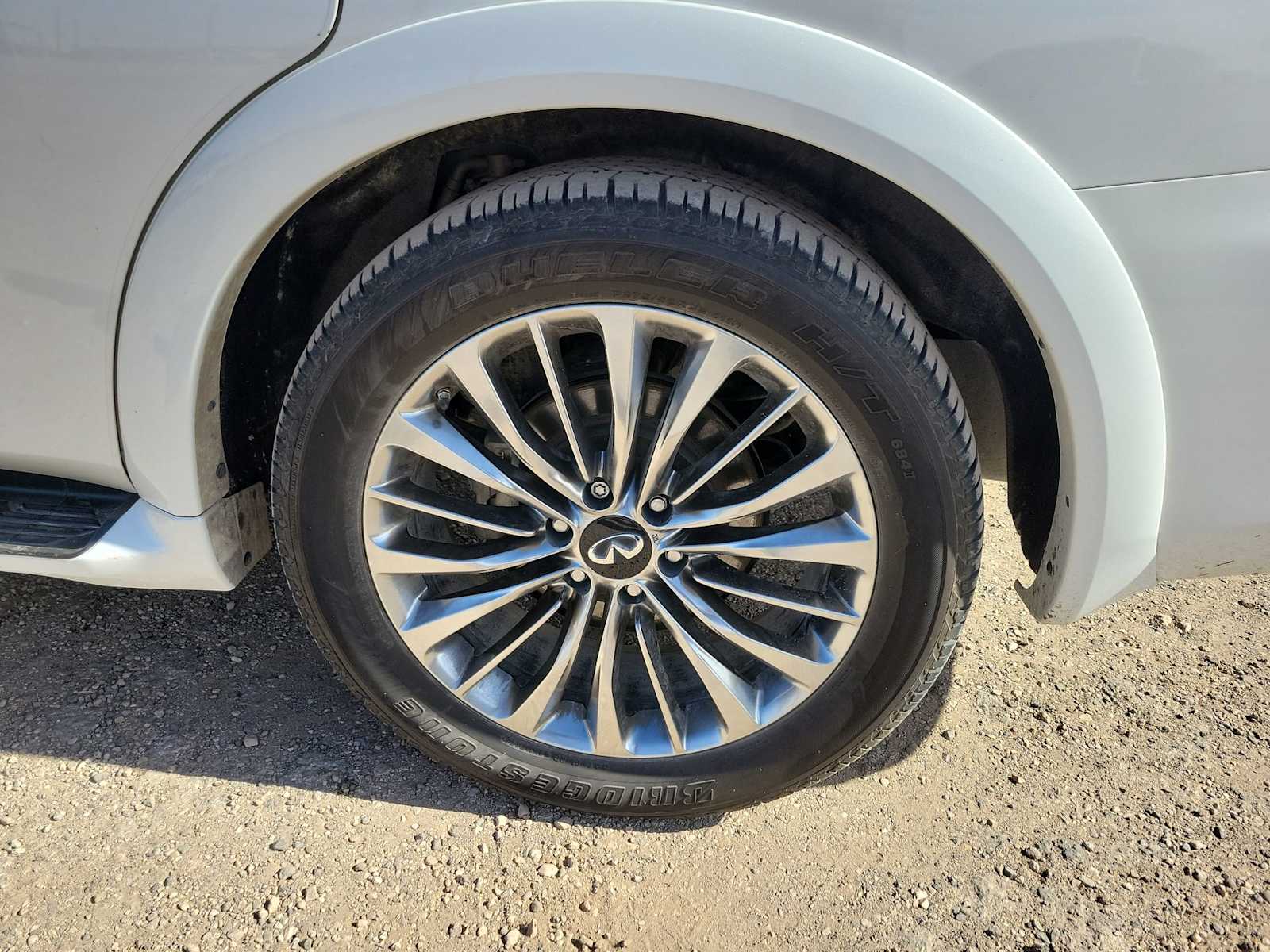 Thumbnail: 2021 INFINITI QX80 - 16