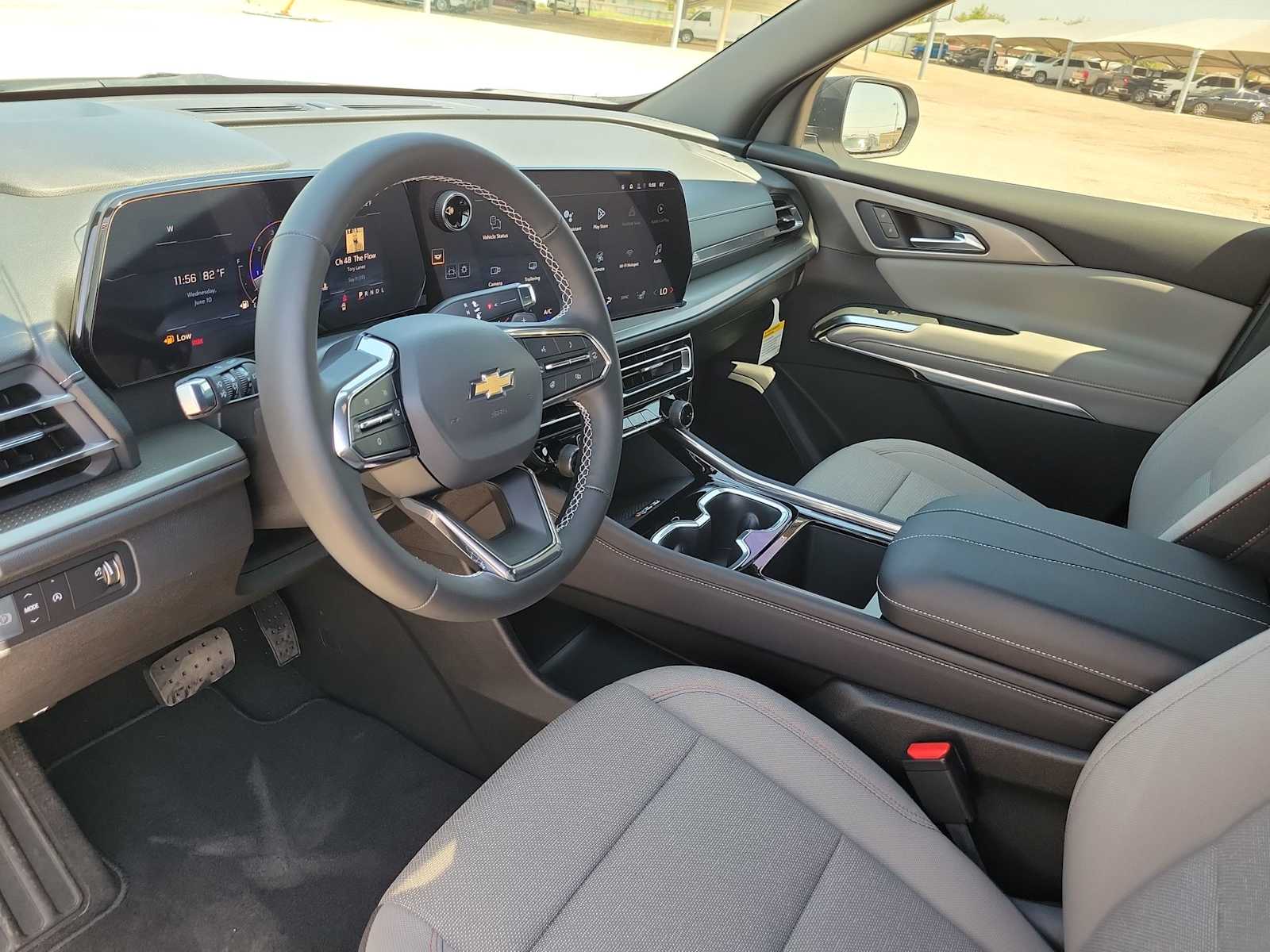 Thumbnail: 2026 Chevrolet Traverse - 10