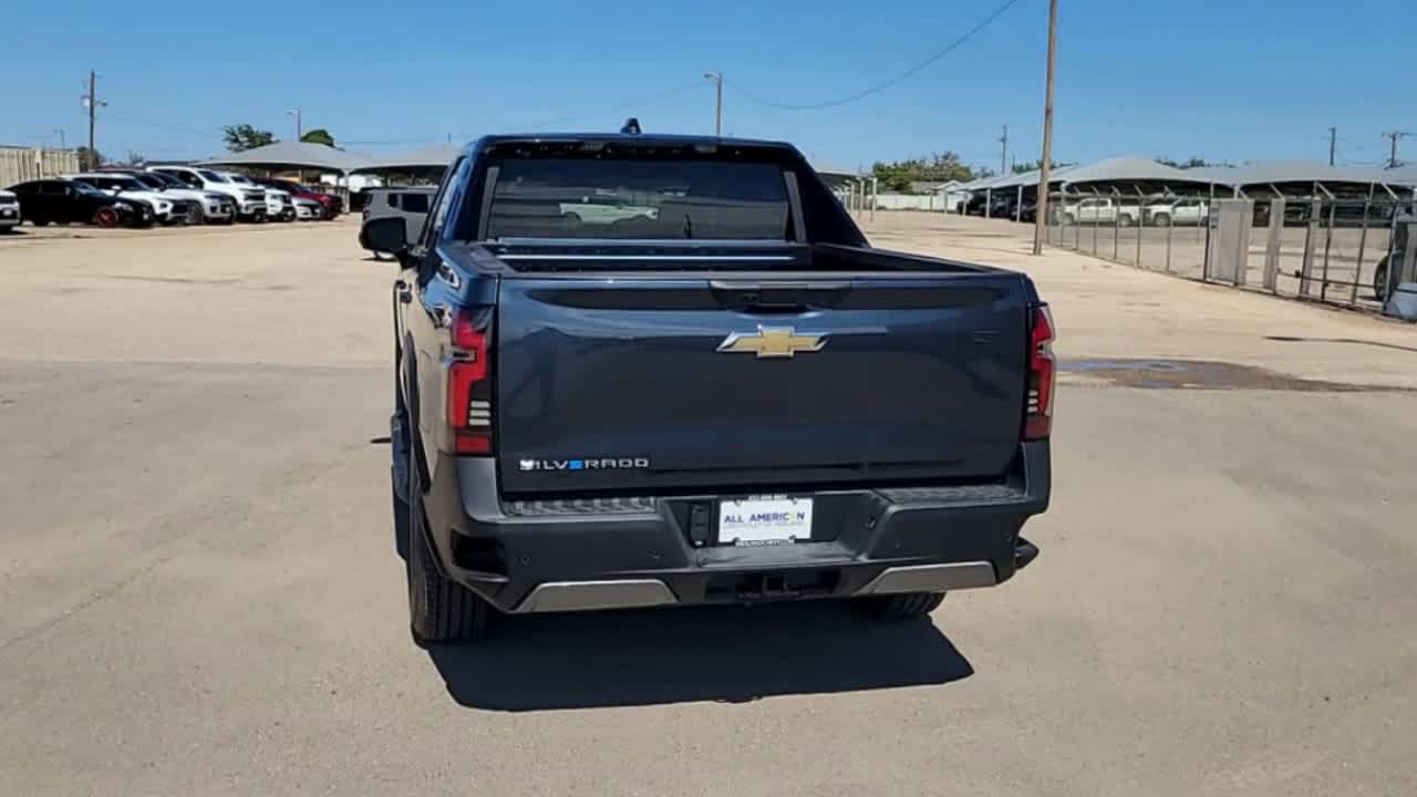 Thumbnail: 2026 Chevrolet Silverado EV - 7