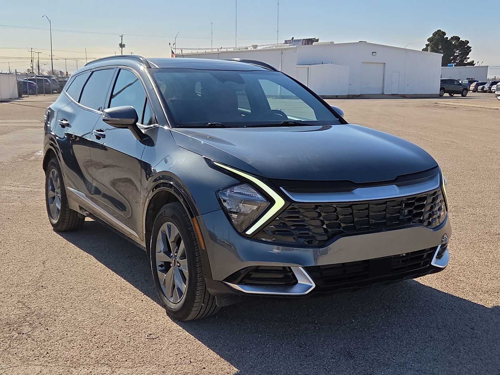 Thumbnail: 2023 Kia Sportage - 2