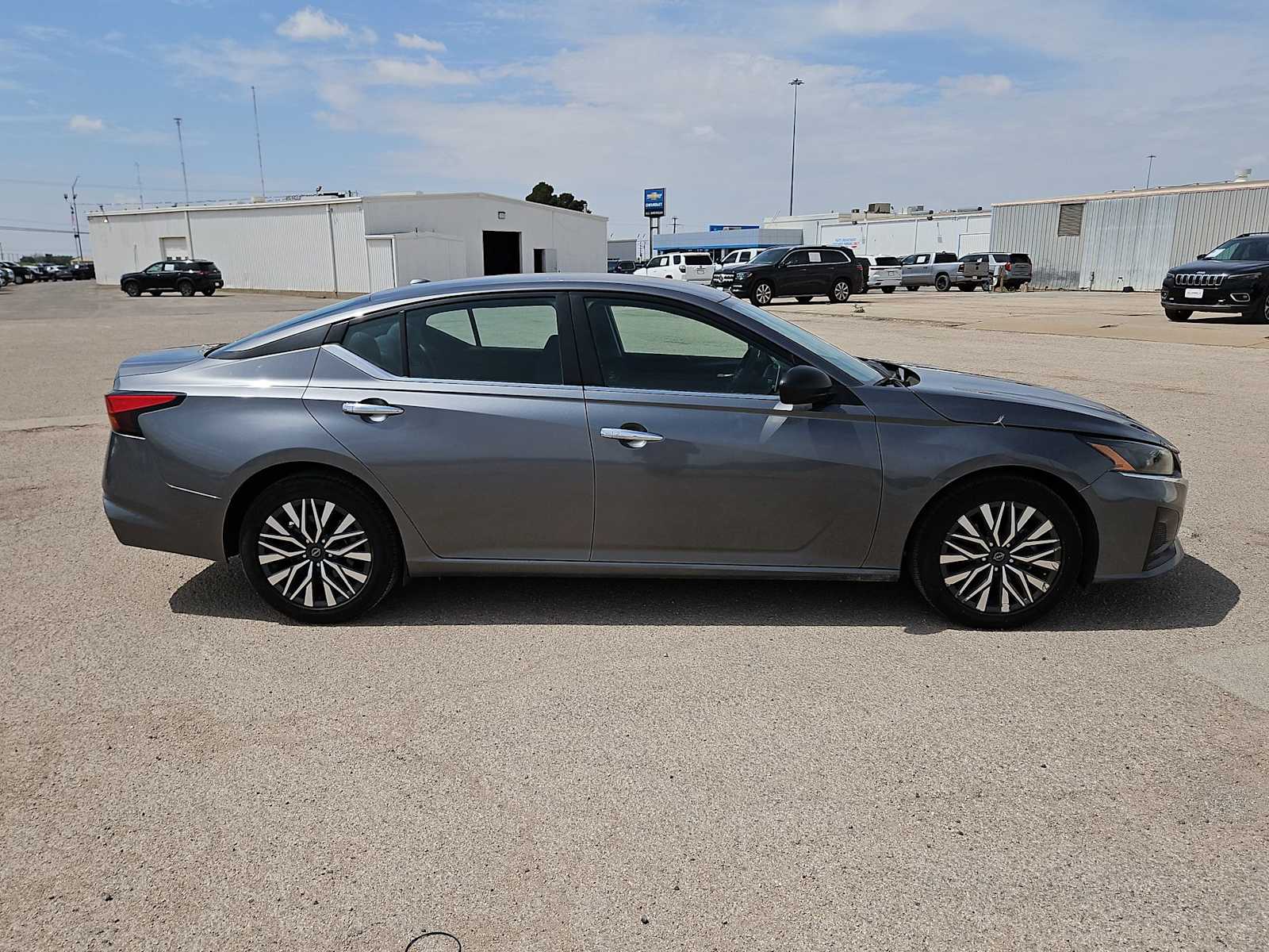Thumbnail: 2024 Nissan Altima - 9