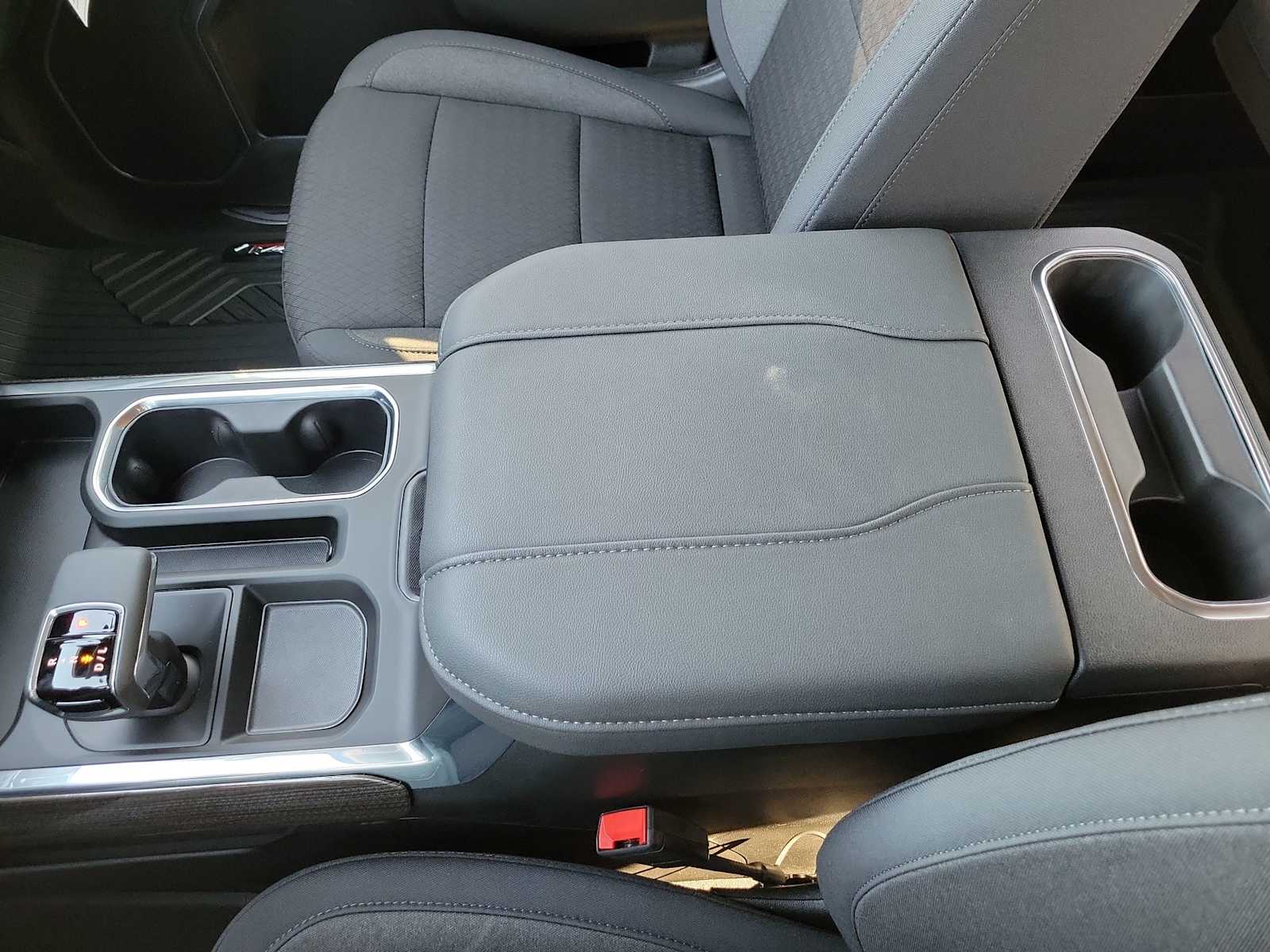 Thumbnail: 2026 Chevrolet Silverado 1500 - 24