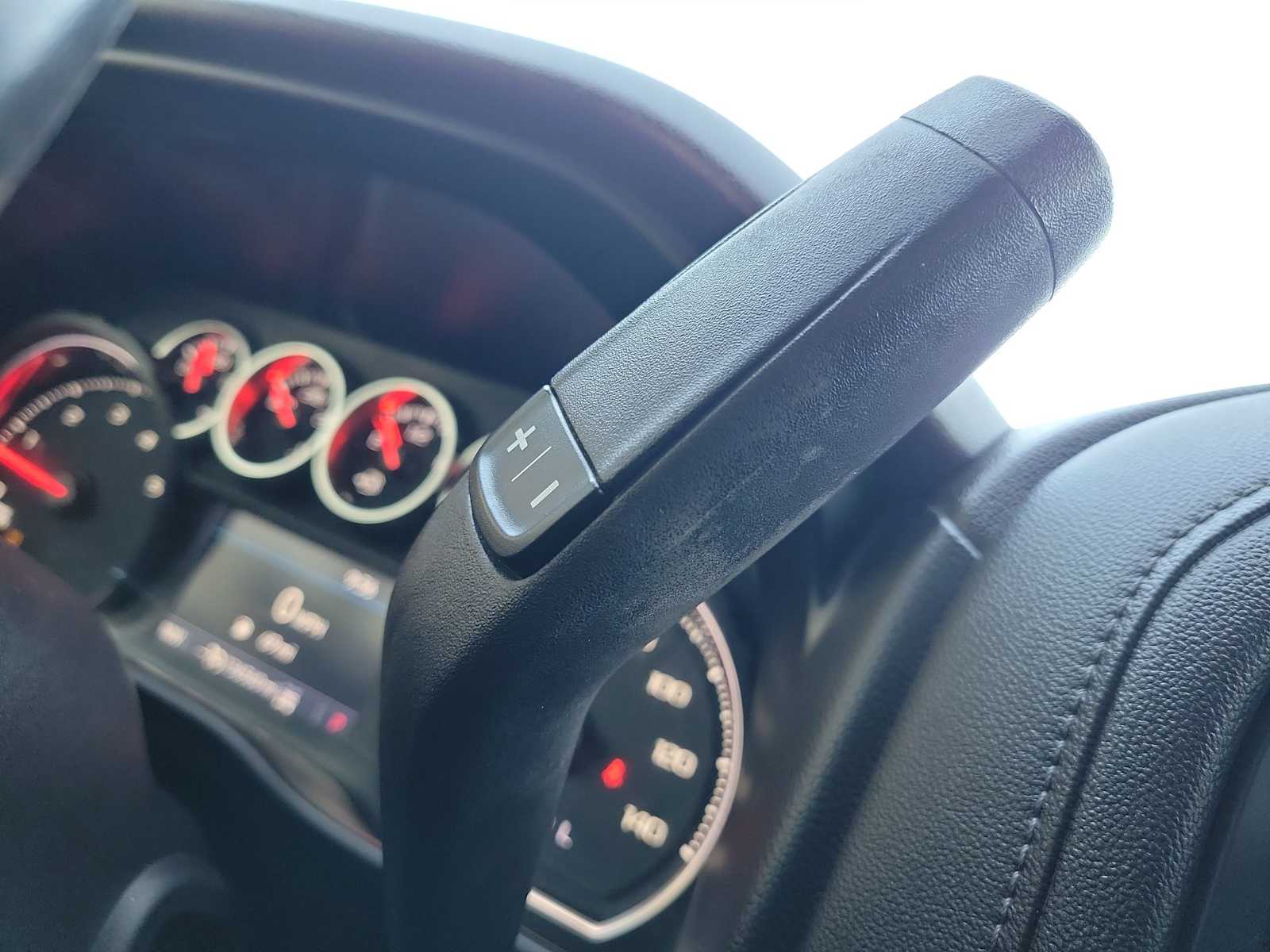 Thumbnail: 2022 Chevrolet Silverado 3500 - 21