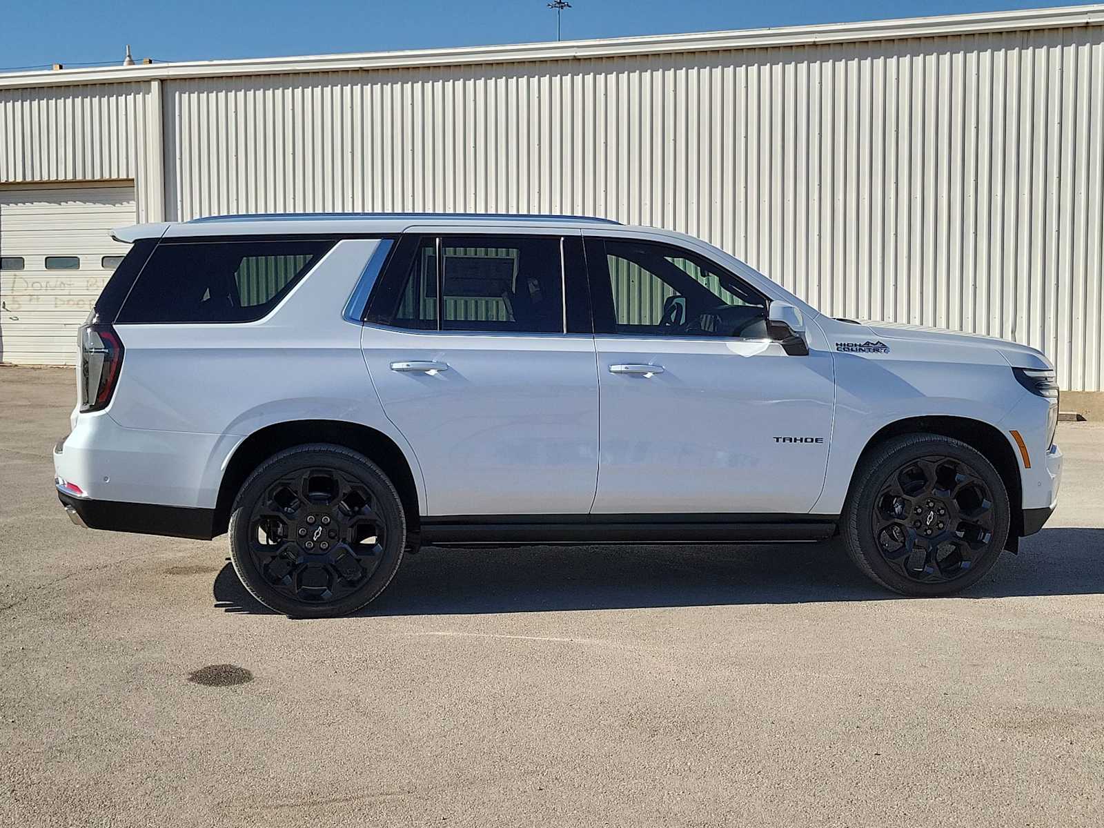 Thumbnail: 2026 Chevrolet Tahoe - 9