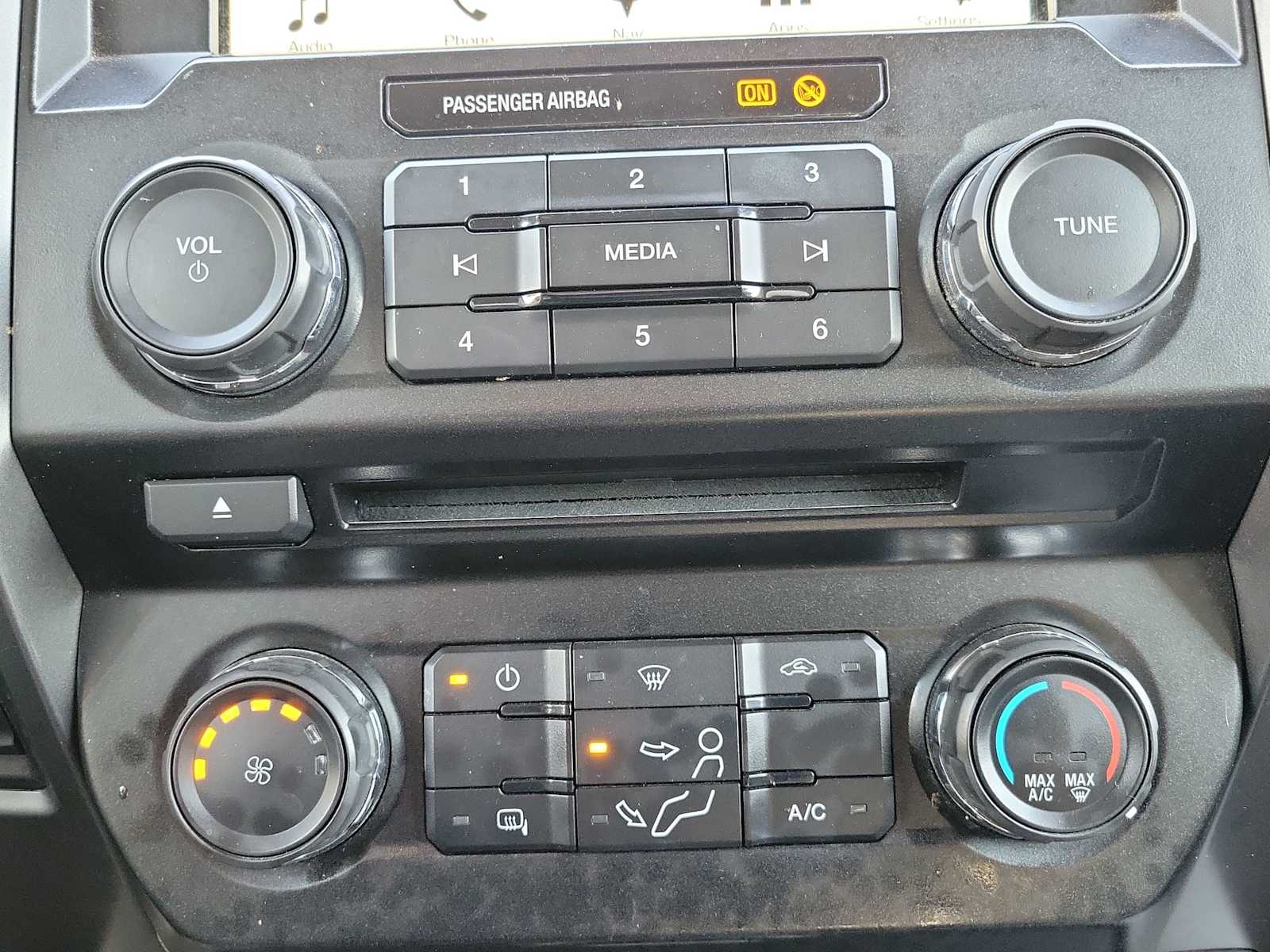 Thumbnail: 2017 Ford F-250 - 23