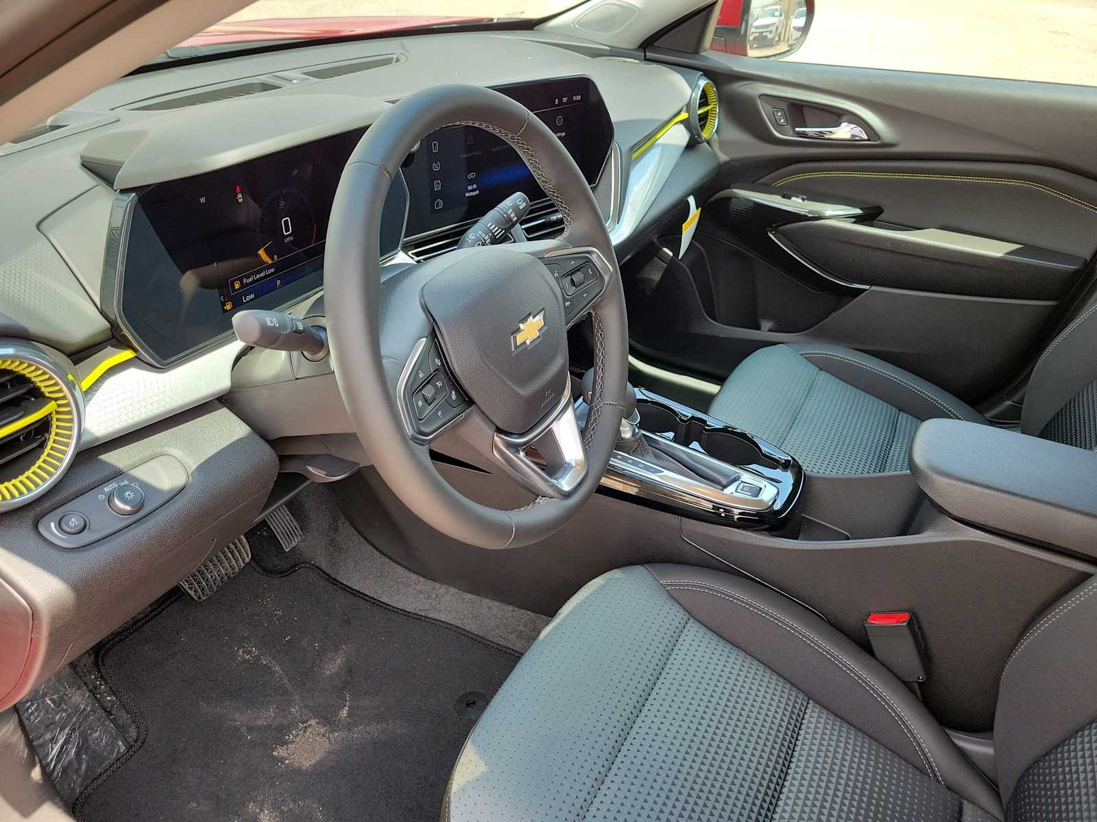 Thumbnail: 2026 Chevrolet Trax - 10