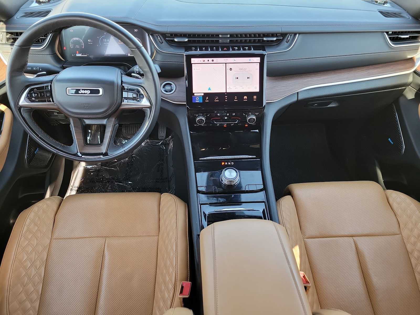 Thumbnail: 2022 Jeep Grand Cherokee - 18